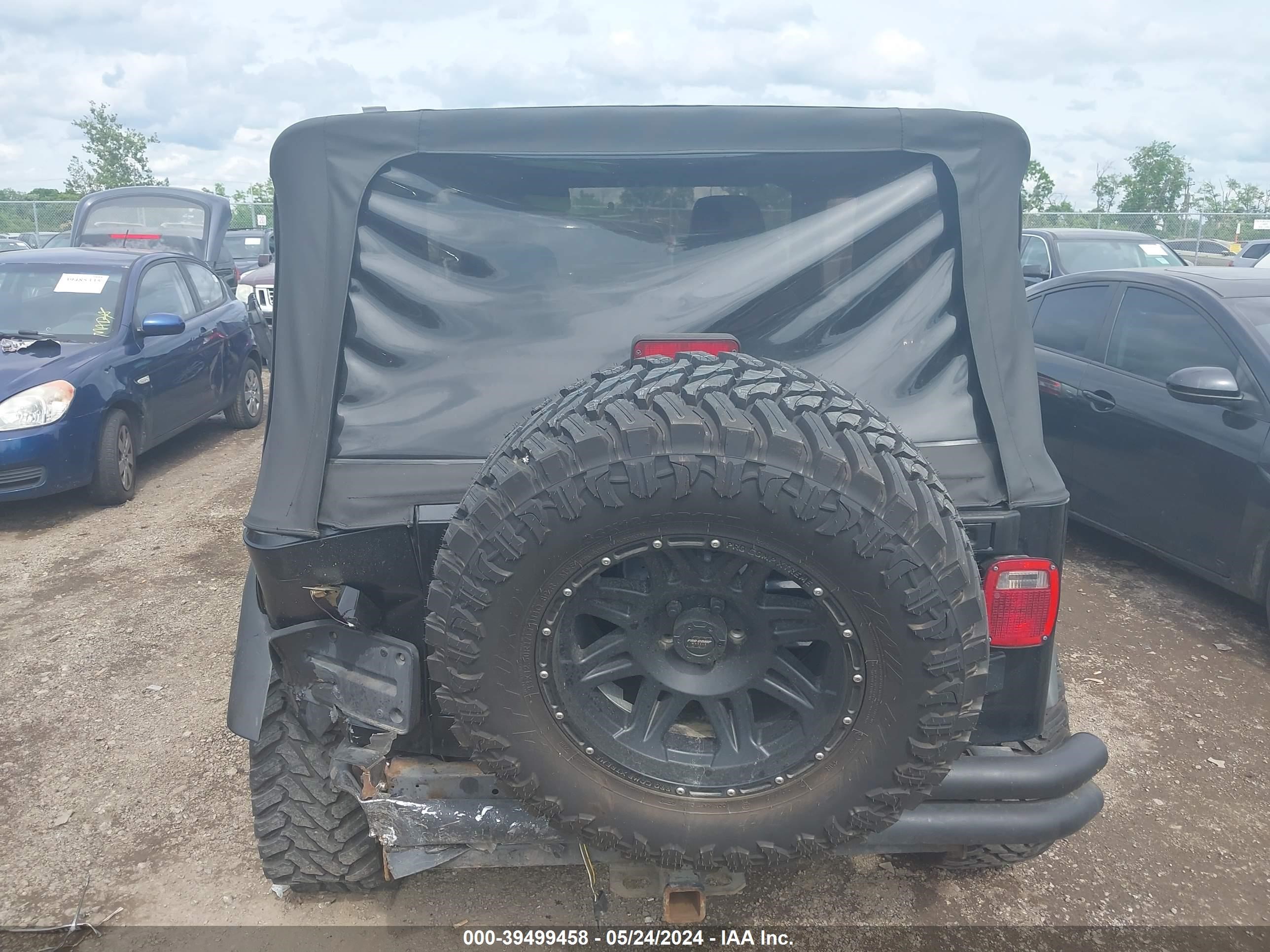 Photo 15 VIN: 1J4FA39S26P750930 - JEEP WRANGLER 