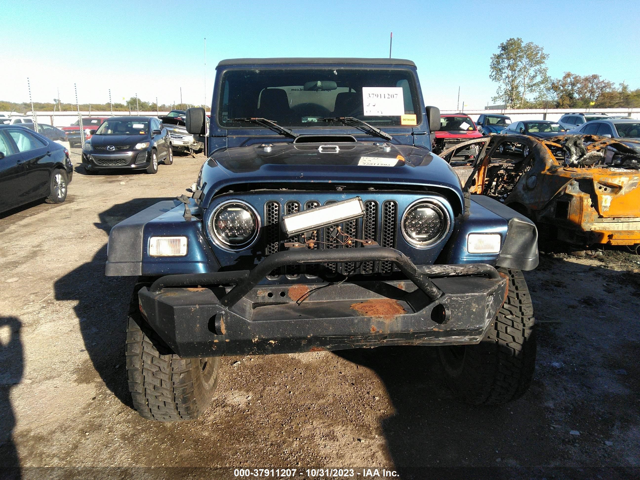 Photo 11 VIN: 1J4FA39S34P714967 - JEEP WRANGLER 