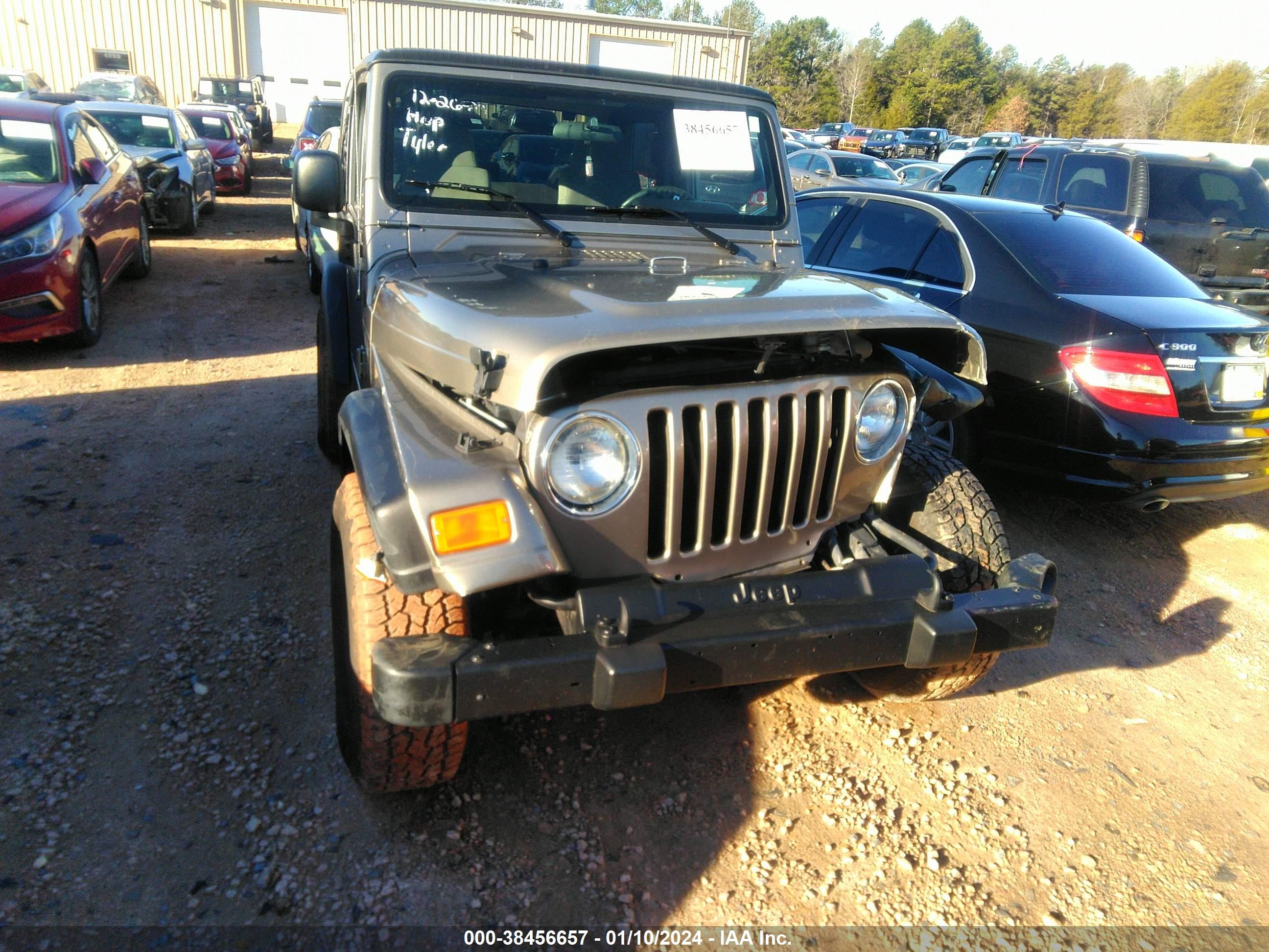 Photo 11 VIN: 1J4FA39S34P722597 - JEEP WRANGLER 