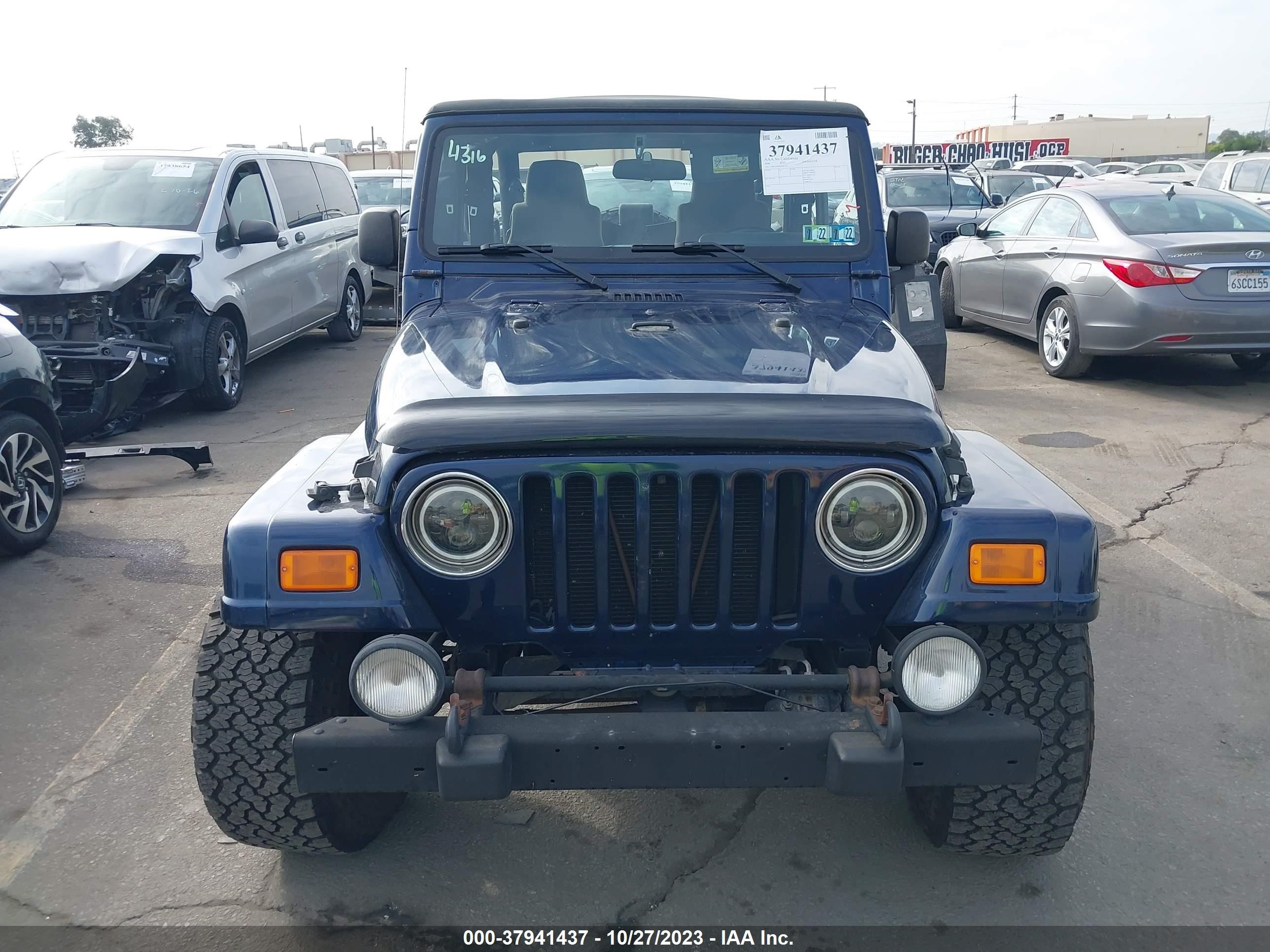 Photo 11 VIN: 1J4FA39S36P769759 - JEEP WRANGLER 