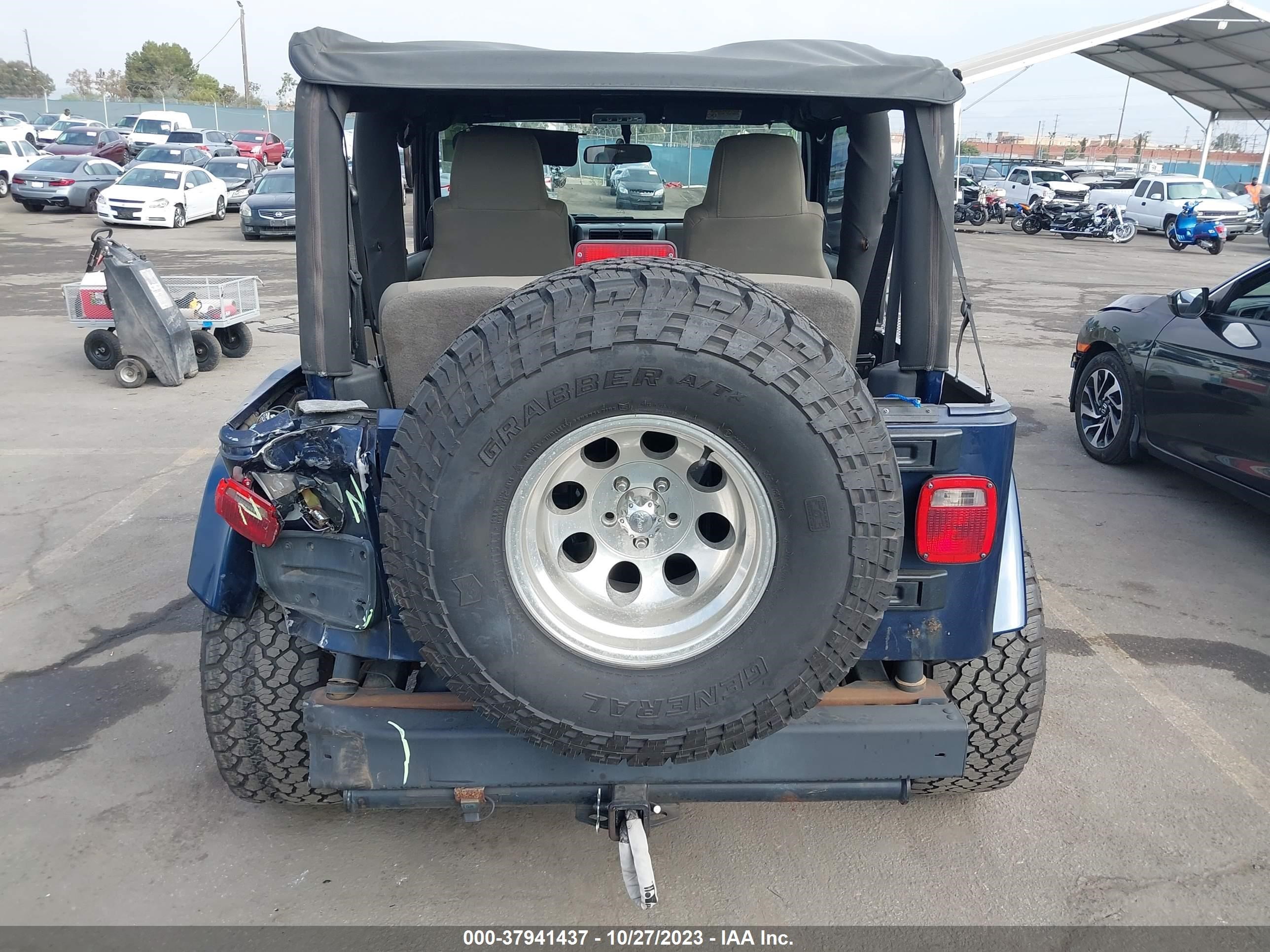 Photo 15 VIN: 1J4FA39S36P769759 - JEEP WRANGLER 