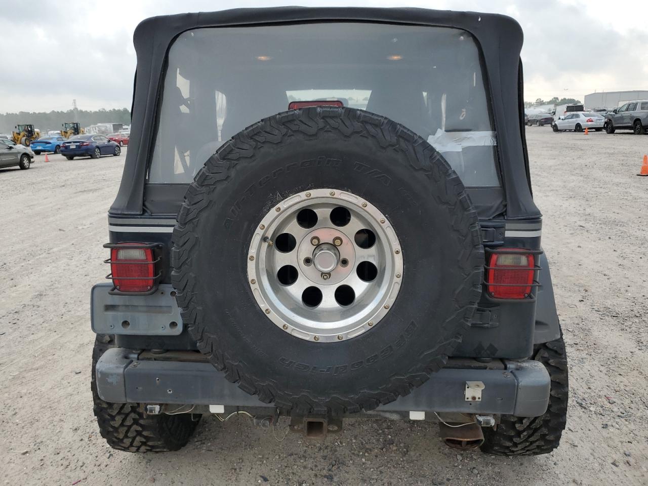 Photo 5 VIN: 1J4FA39S43P316729 - JEEP WRANGLER 