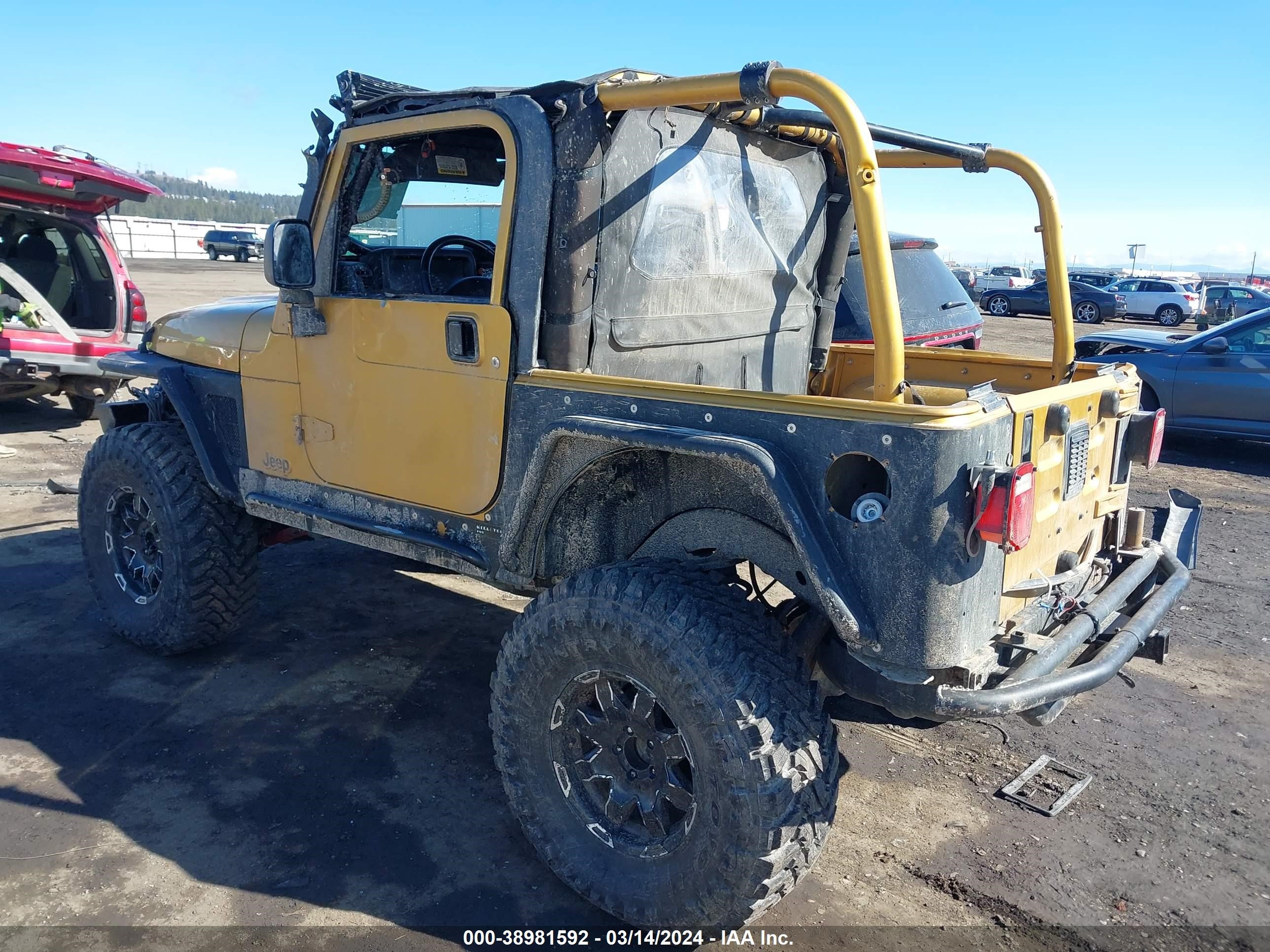 Photo 2 VIN: 1J4FA39S43P317704 - JEEP WRANGLER 