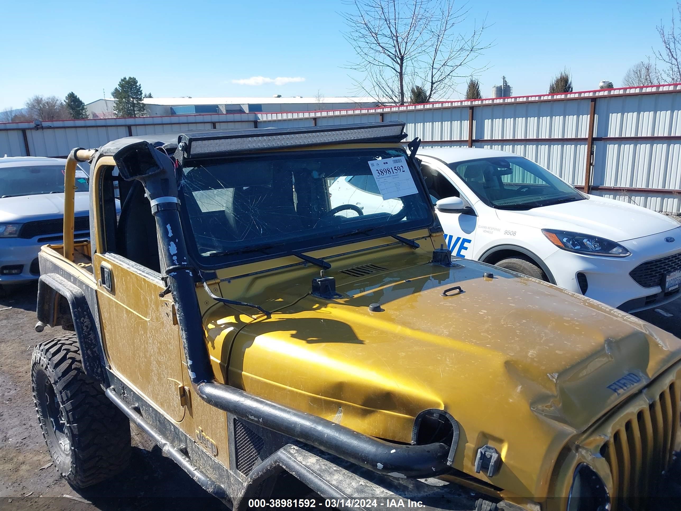 Photo 5 VIN: 1J4FA39S43P317704 - JEEP WRANGLER 