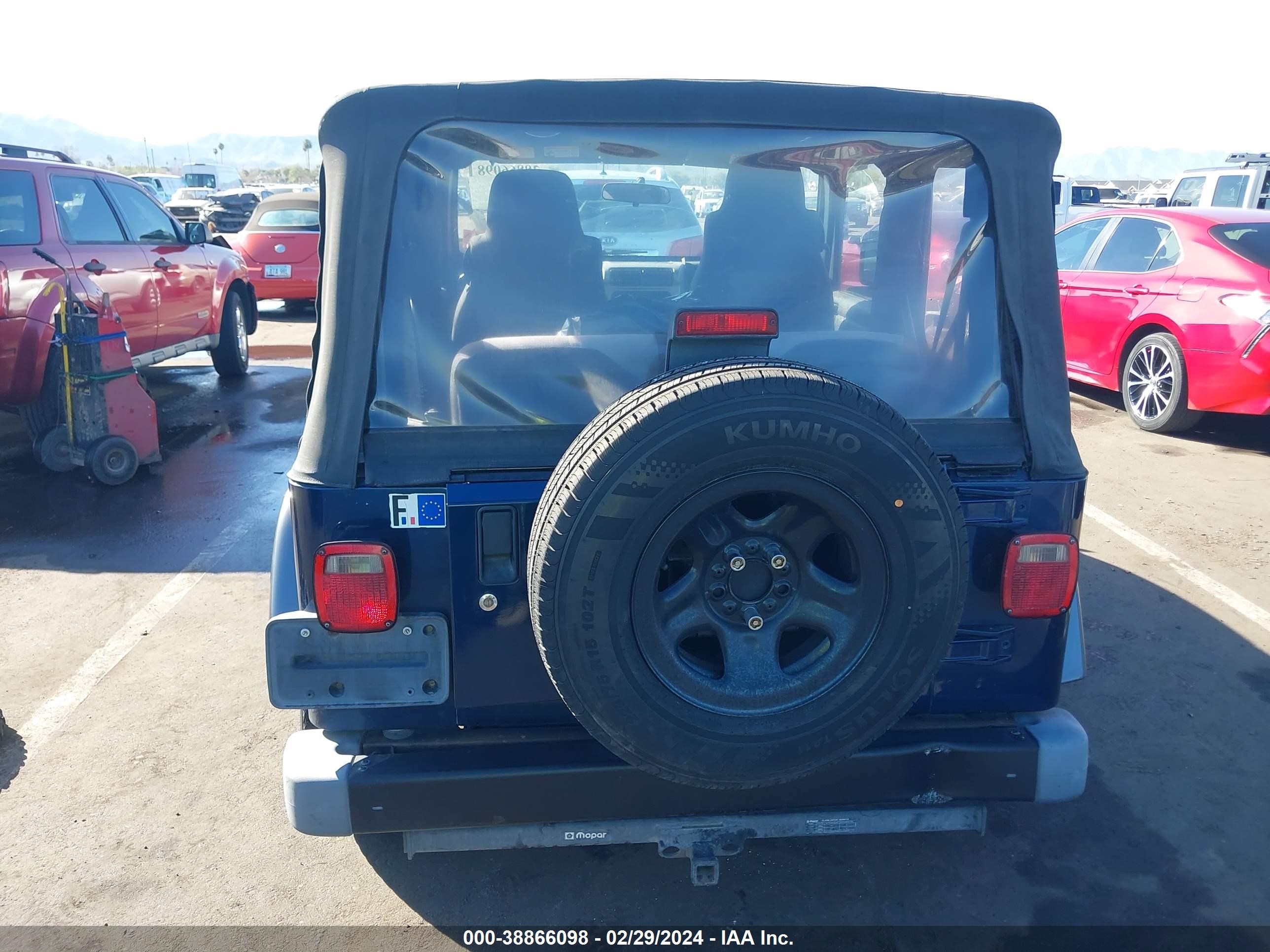 Photo 16 VIN: 1J4FA39S44P732054 - JEEP WRANGLER 