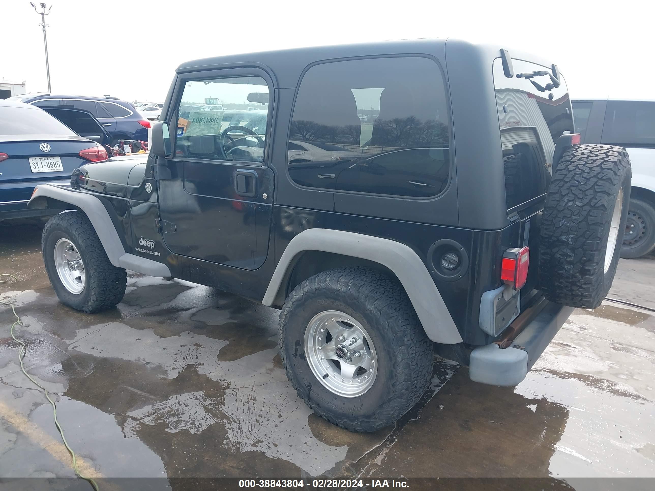 Photo 2 VIN: 1J4FA39S45P366520 - JEEP WRANGLER 