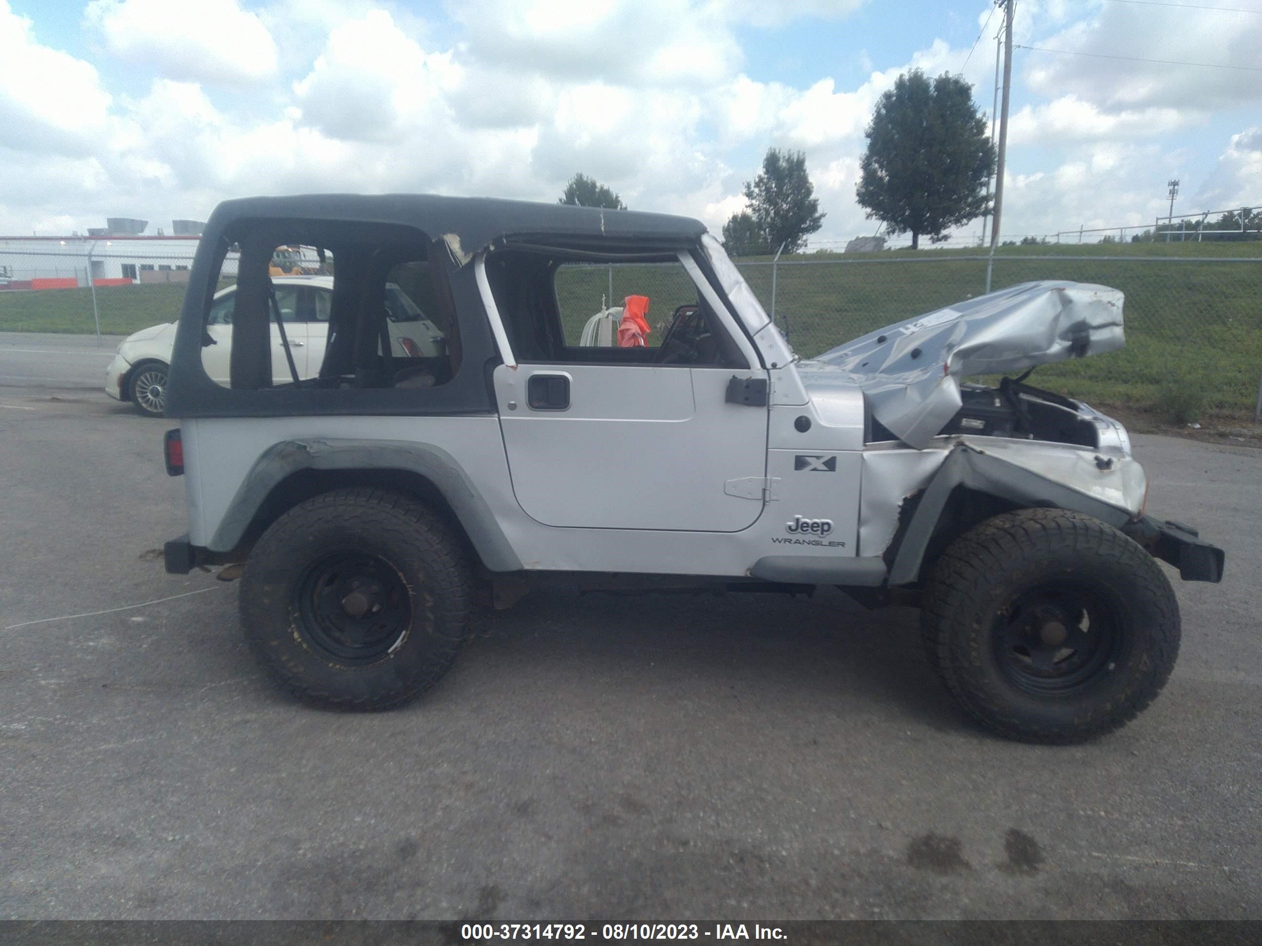 Photo 11 VIN: 1J4FA39S46P734972 - JEEP WRANGLER 