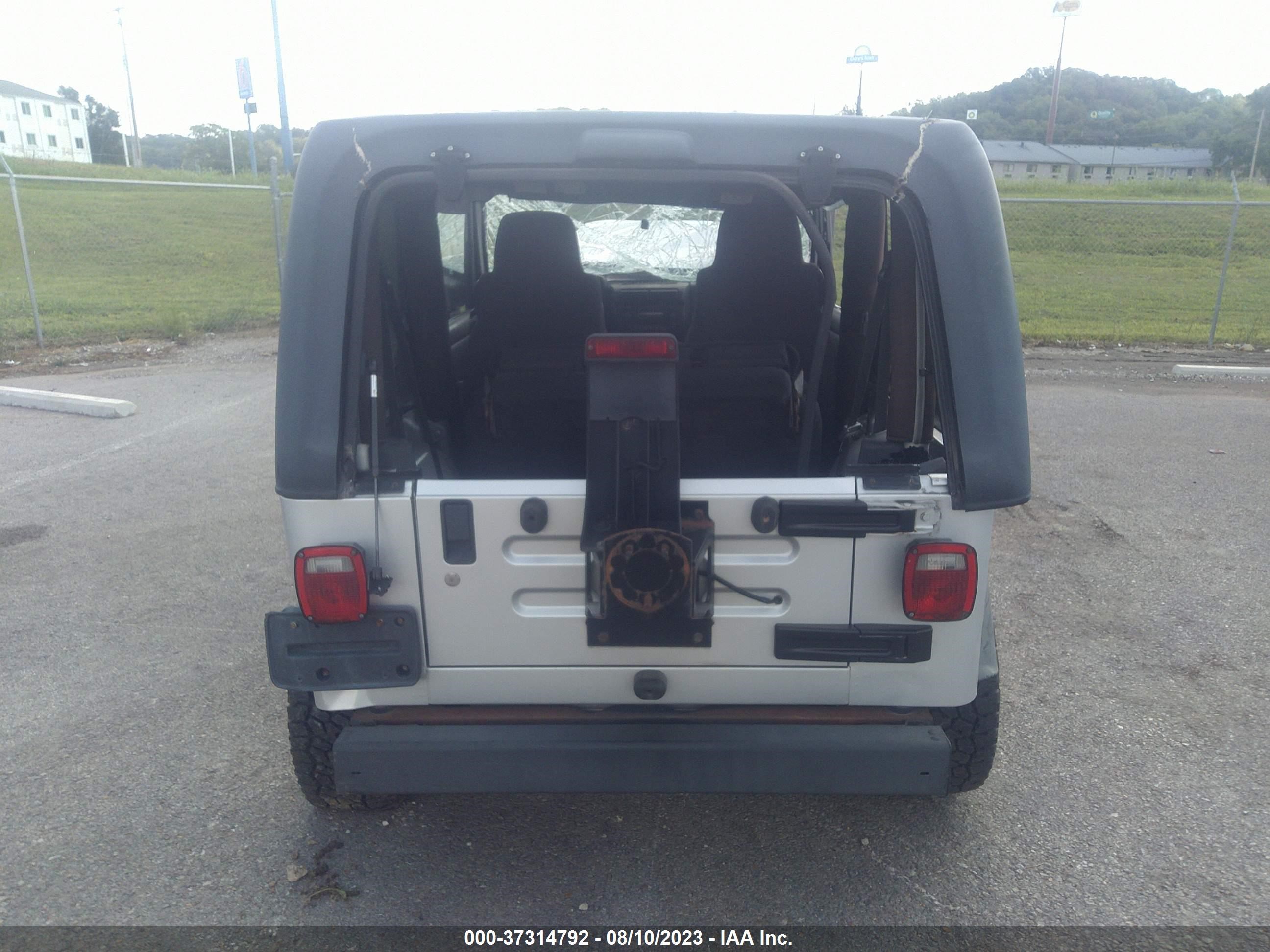 Photo 14 VIN: 1J4FA39S46P734972 - JEEP WRANGLER 