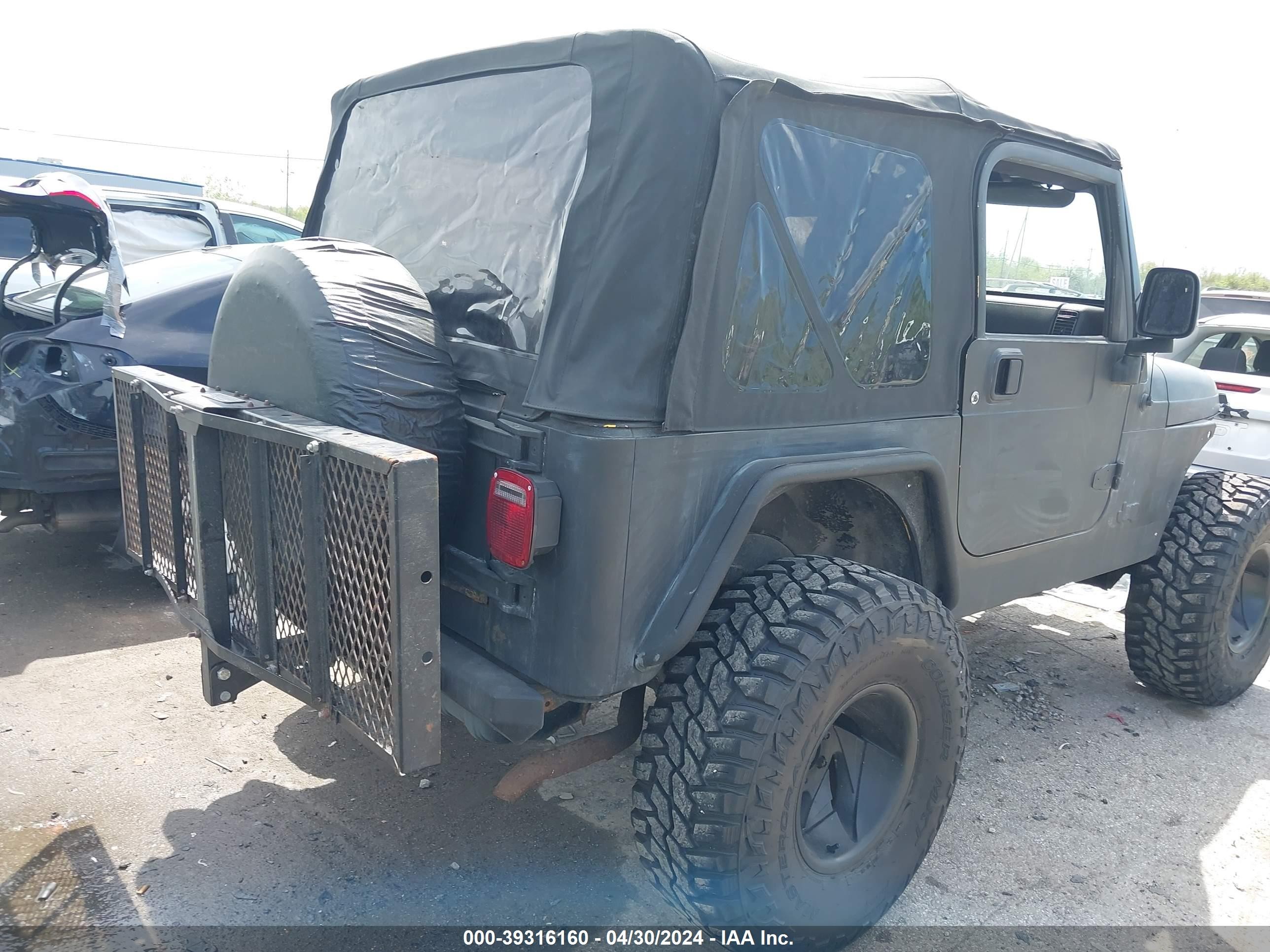 Photo 3 VIN: 1J4FA39S83P373466 - JEEP WRANGLER 