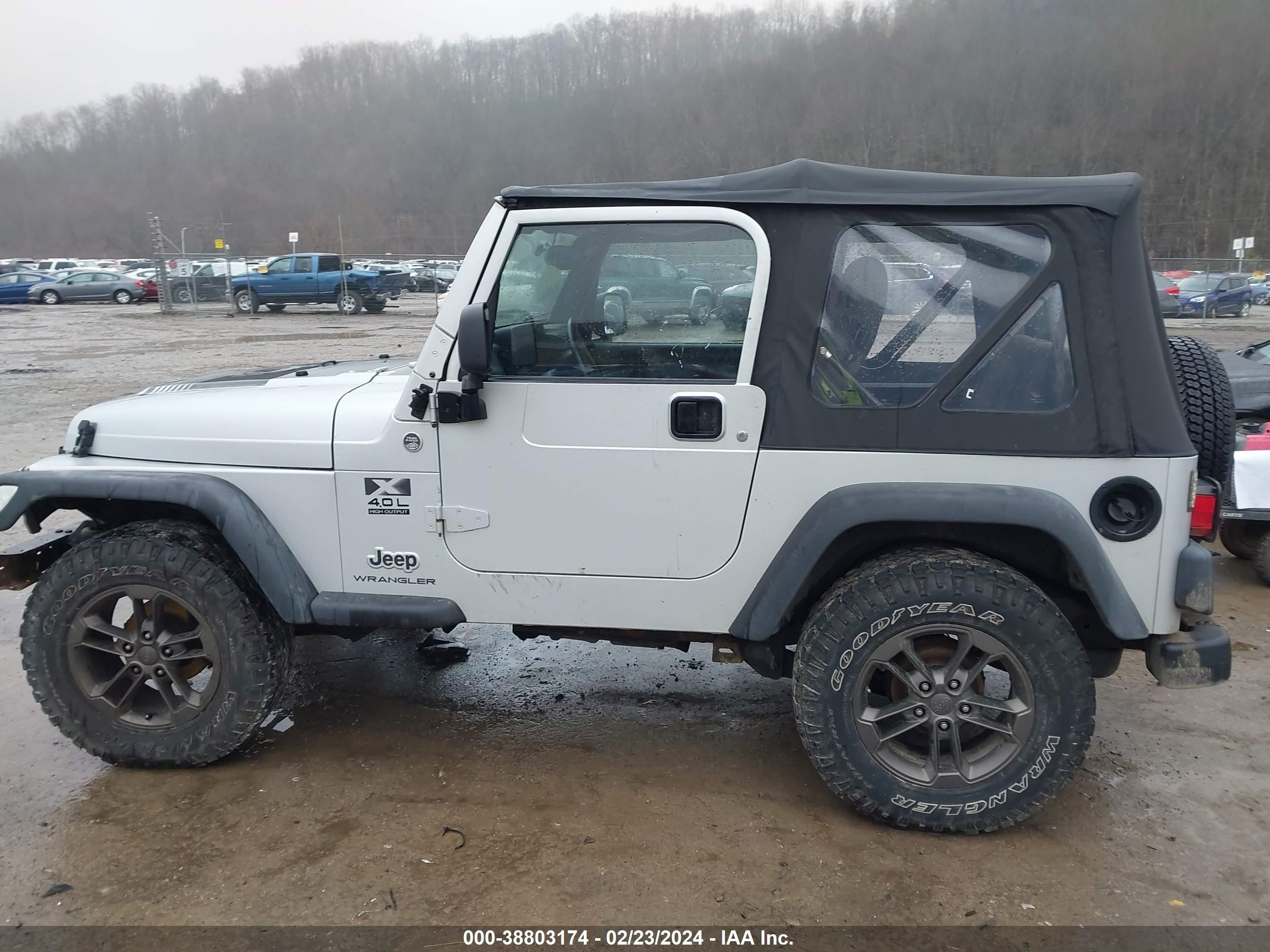 Photo 14 VIN: 1J4FA39S86P732187 - JEEP WRANGLER 