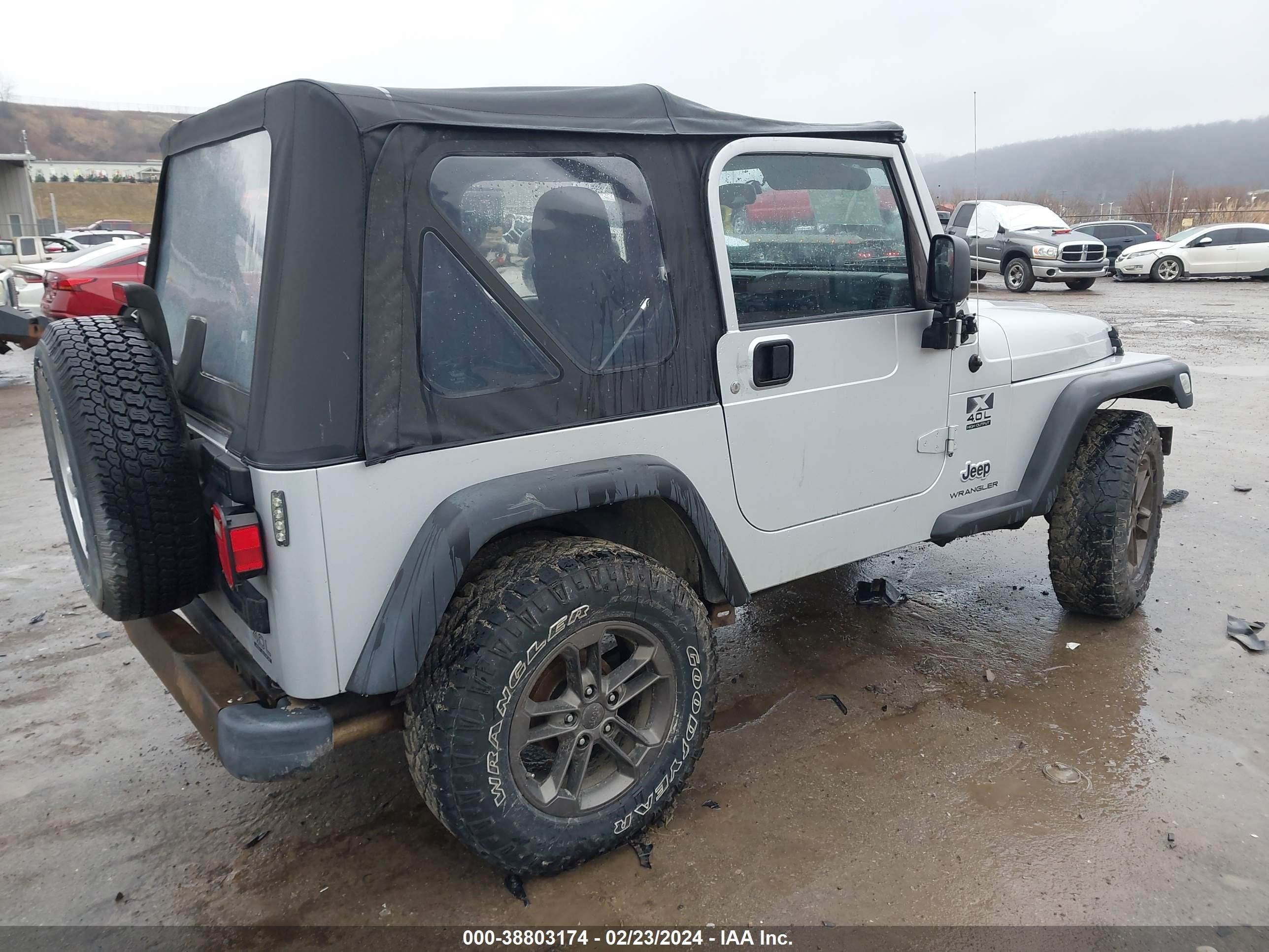 Photo 3 VIN: 1J4FA39S86P732187 - JEEP WRANGLER 