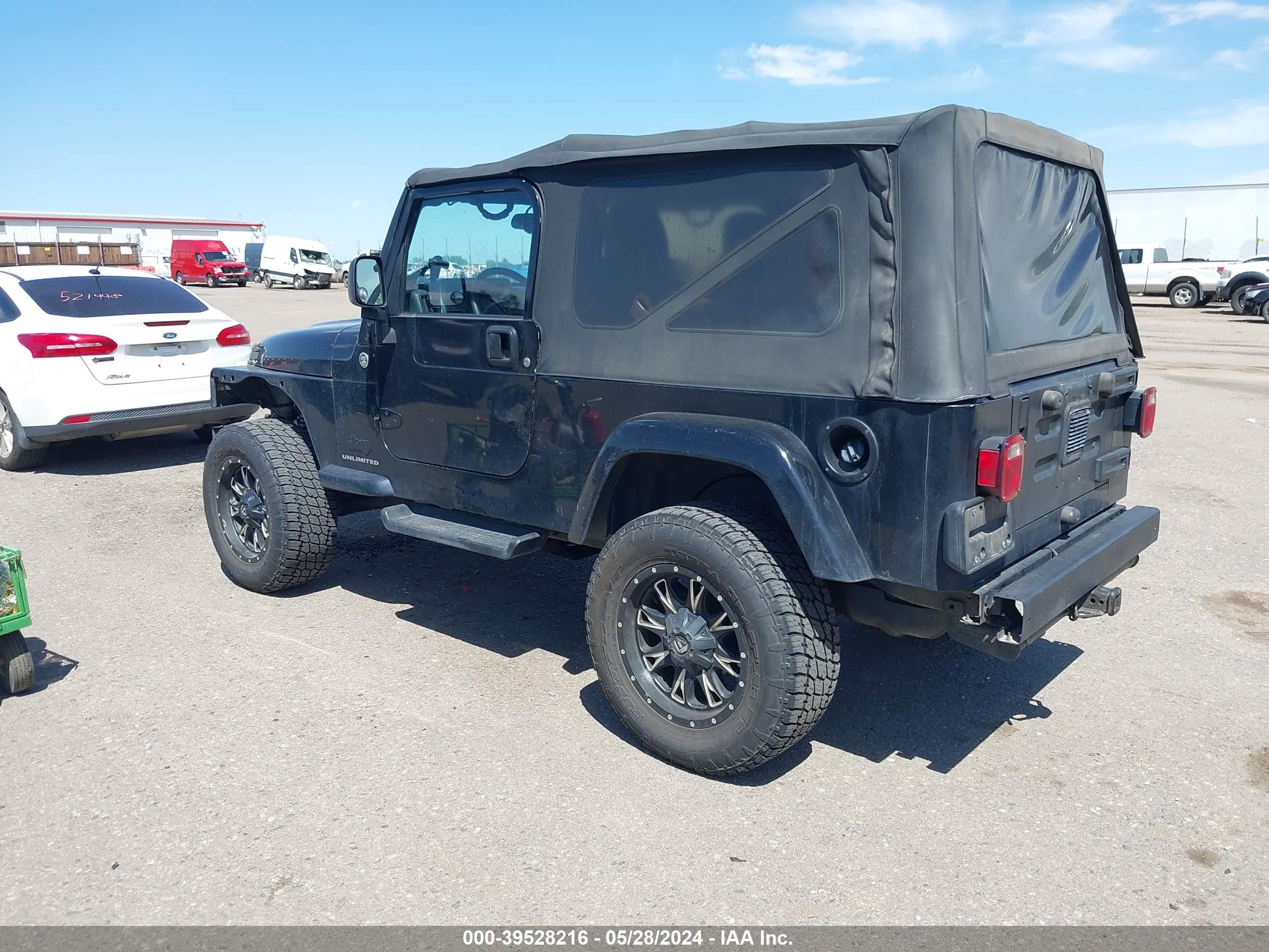 Photo 2 VIN: 1J4FA44S85P380725 - JEEP WRANGLER 