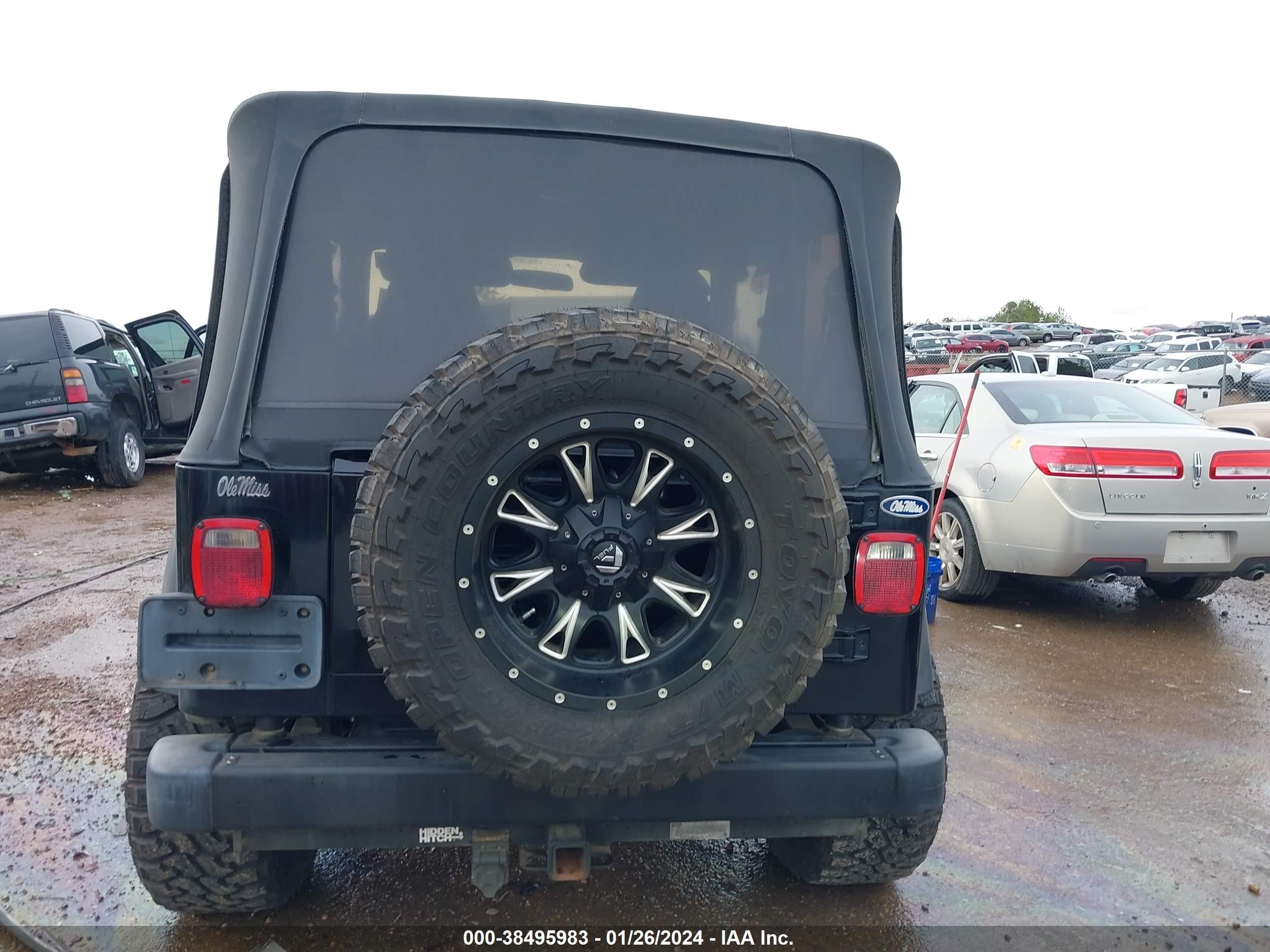 Photo 15 VIN: 1J4FA49S02P755821 - JEEP WRANGLER 