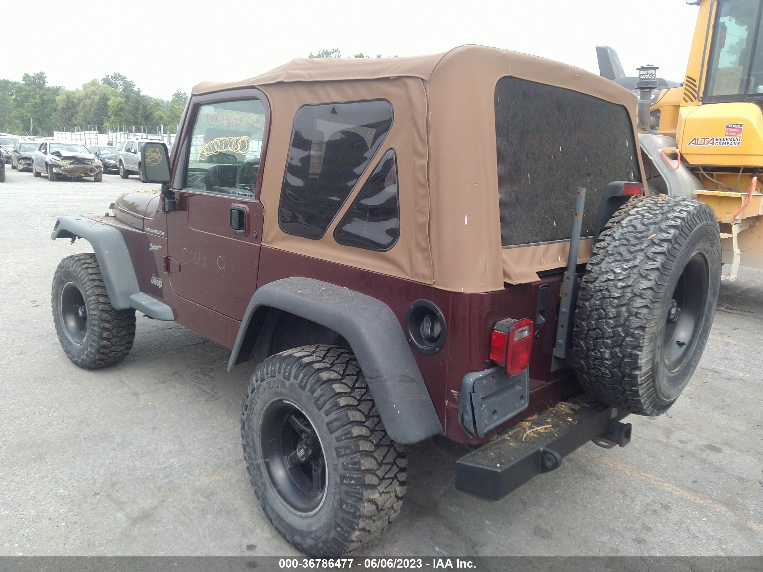 Photo 2 VIN: 1J4FA49S12P756542 - JEEP WRANGLER 