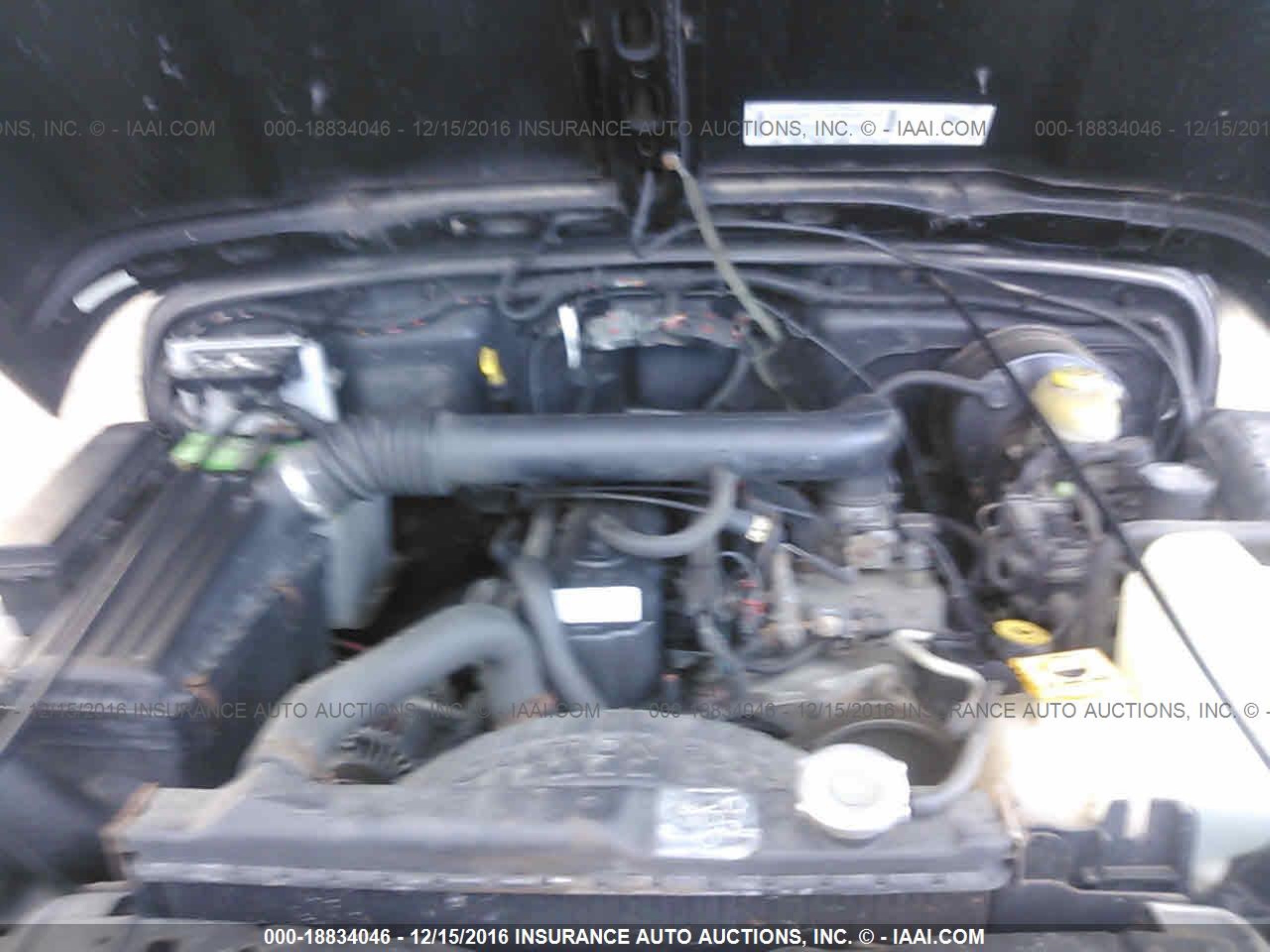 Photo 9 VIN: 1J4FA49S22P734856 - JEEP WRANGLER 