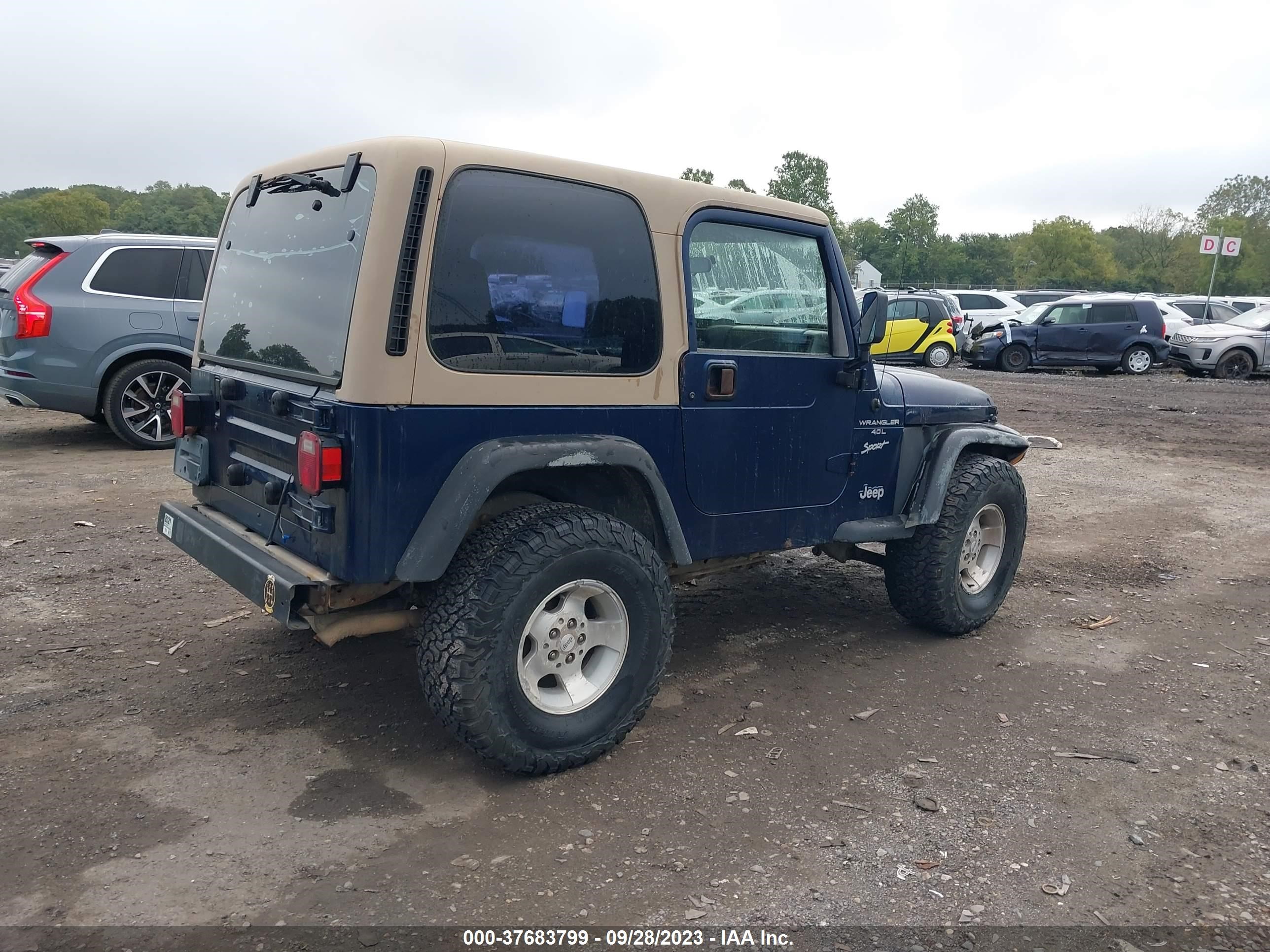 Photo 3 VIN: 1J4FA49S31P309175 - JEEP WRANGLER 