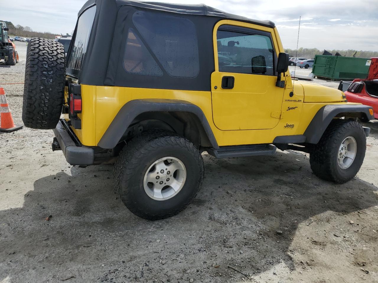 Photo 2 VIN: 1J4FA49S42P715175 - JEEP WRANGLER 