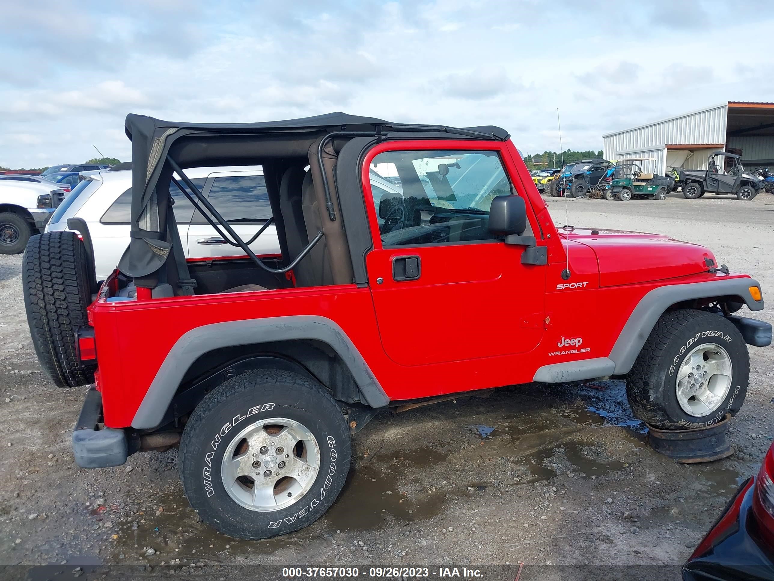 Photo 12 VIN: 1J4FA49S44P700422 - JEEP WRANGLER 