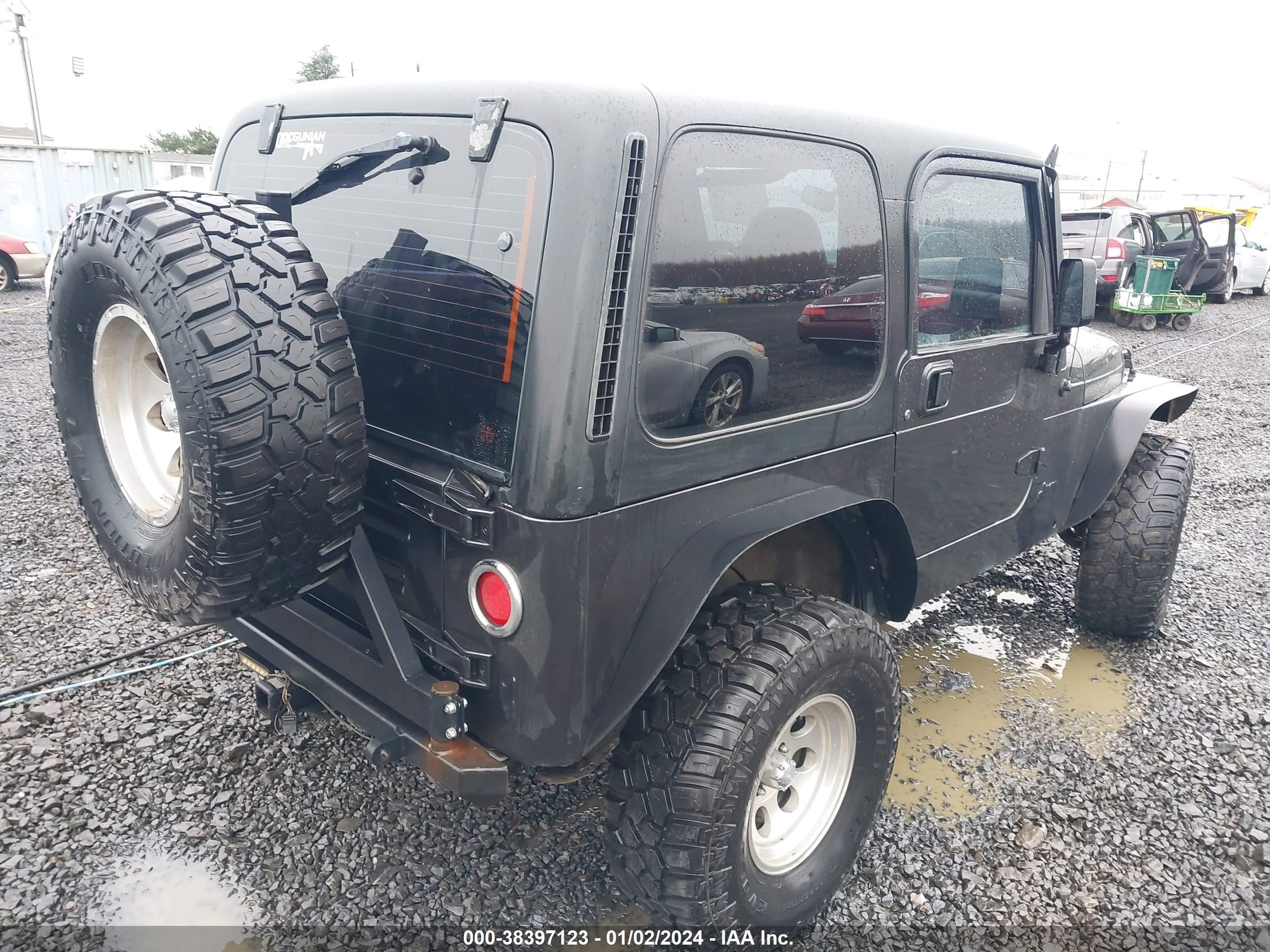 Photo 3 VIN: 1J4FA49S51P371581 - JEEP WRANGLER 