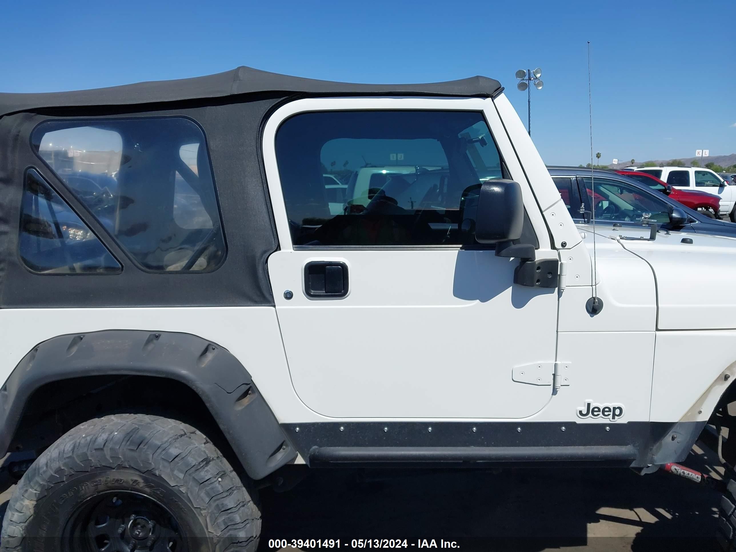 Photo 12 VIN: 1J4FA49S53P336672 - JEEP WRANGLER 