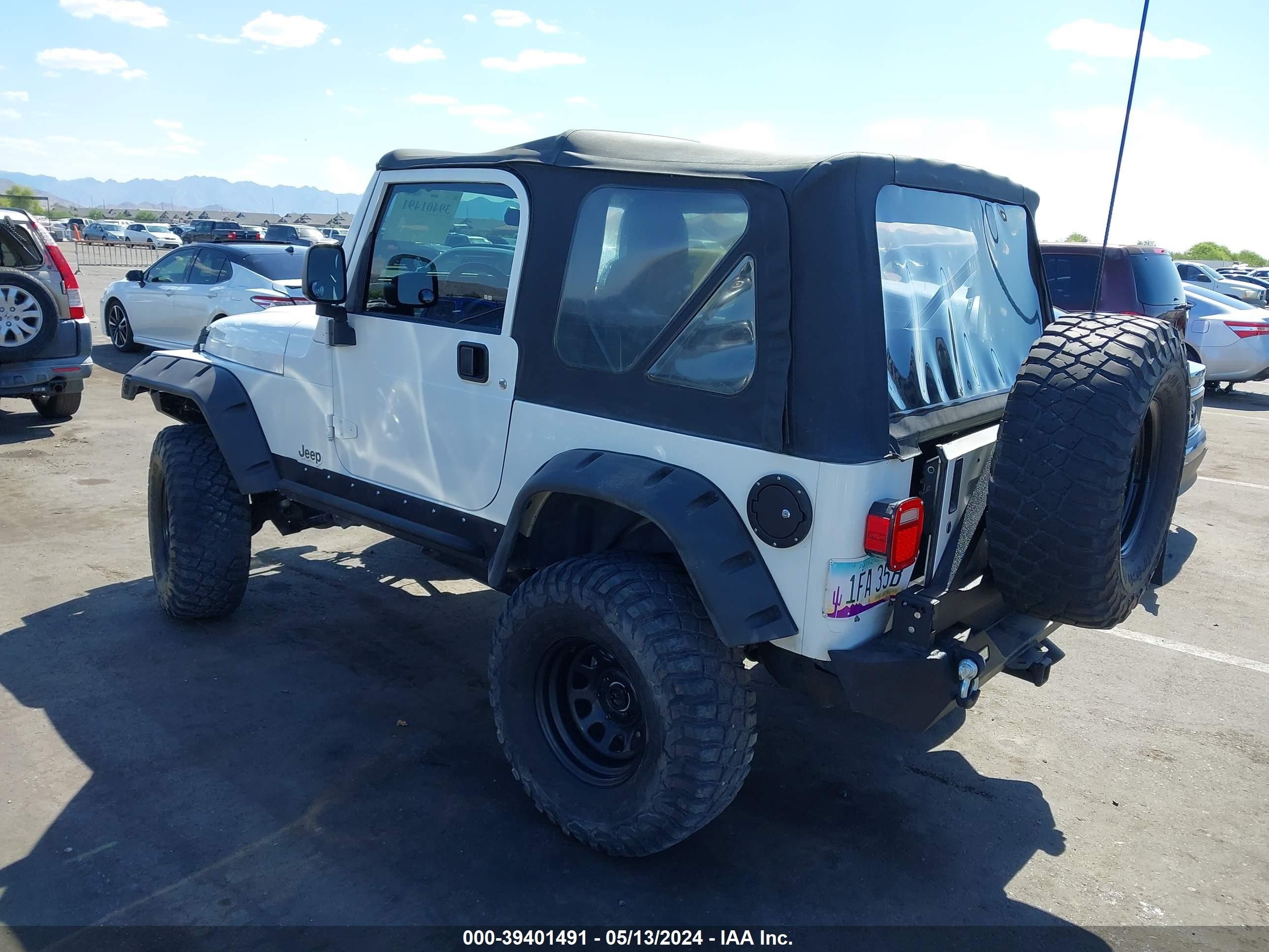 Photo 2 VIN: 1J4FA49S53P336672 - JEEP WRANGLER 