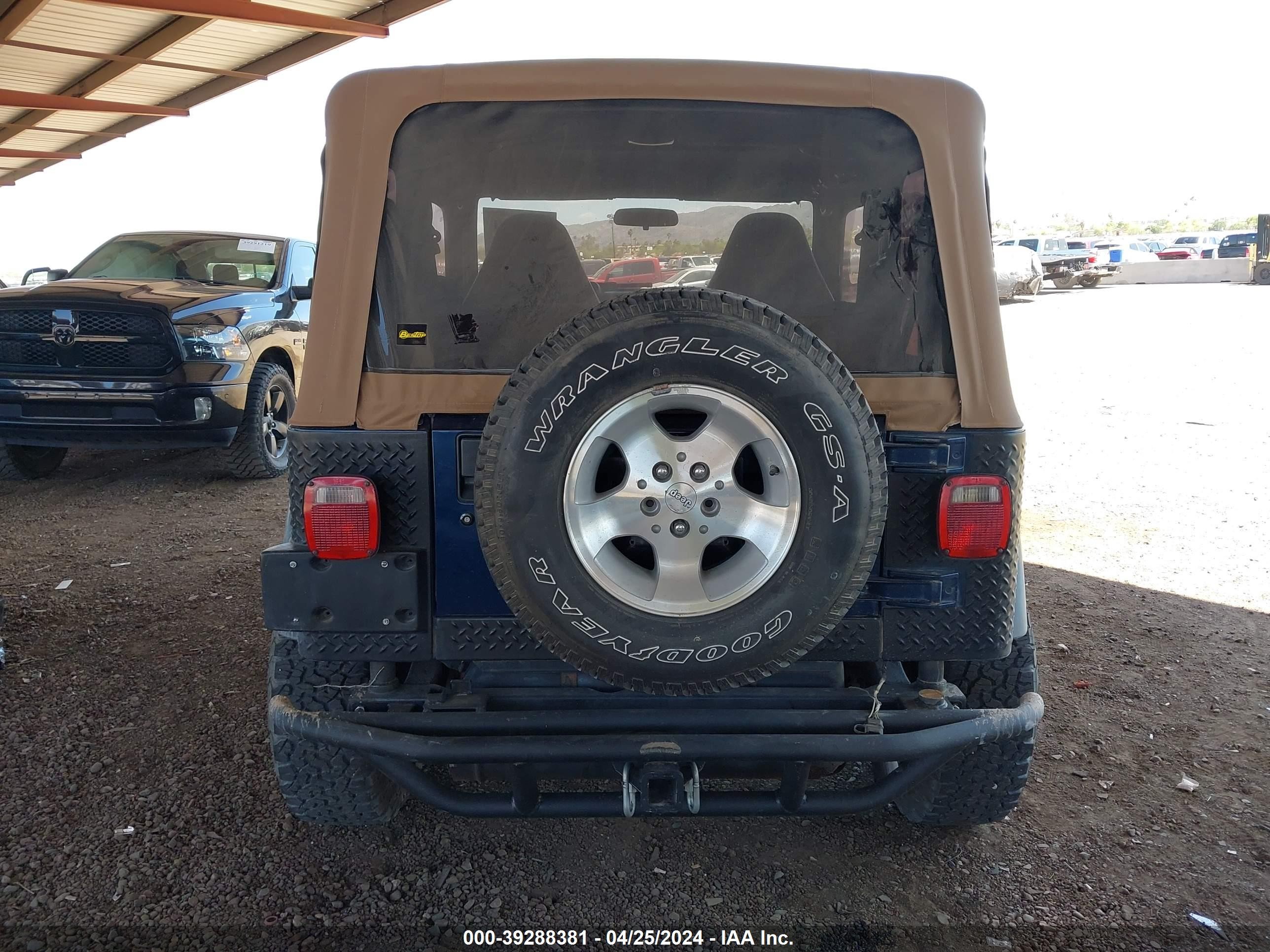 Photo 15 VIN: 1J4FA49S71P302164 - JEEP WRANGLER 