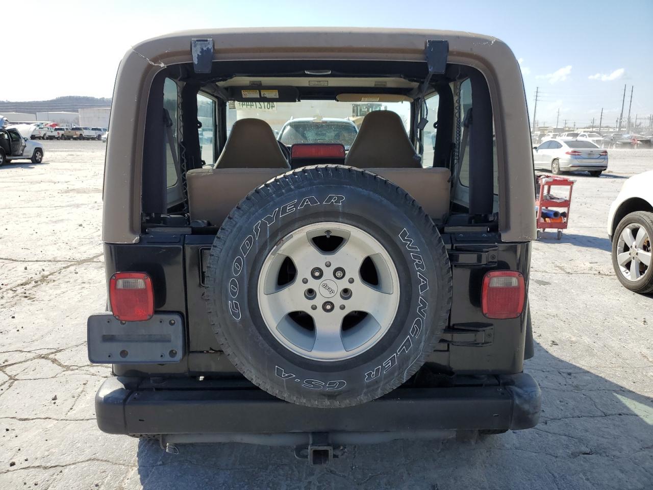 Photo 5 VIN: 1J4FA49S71P305288 - JEEP WRANGLER 