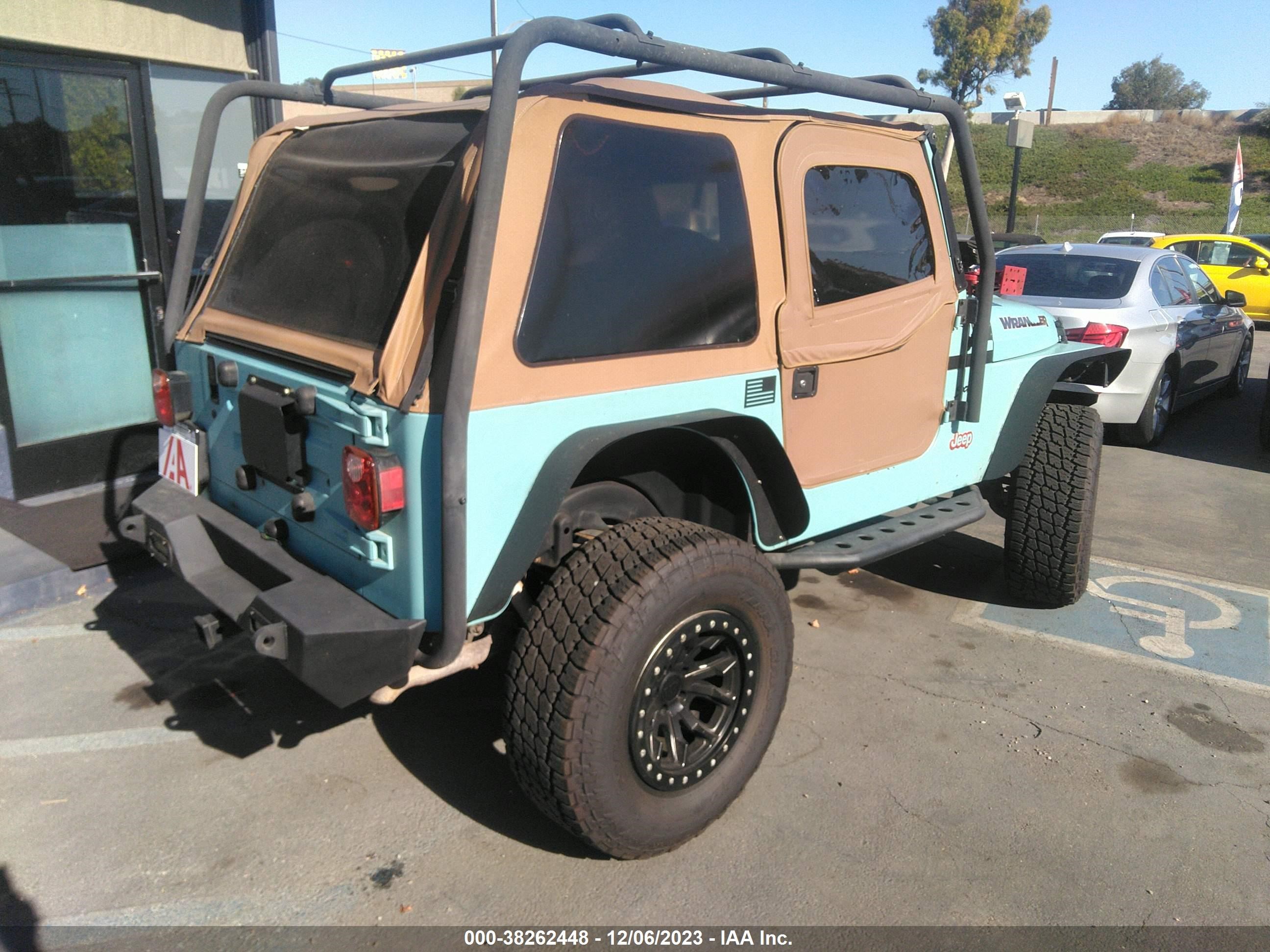 Photo 3 VIN: 1J4FA49S71P328263 - JEEP WRANGLER 