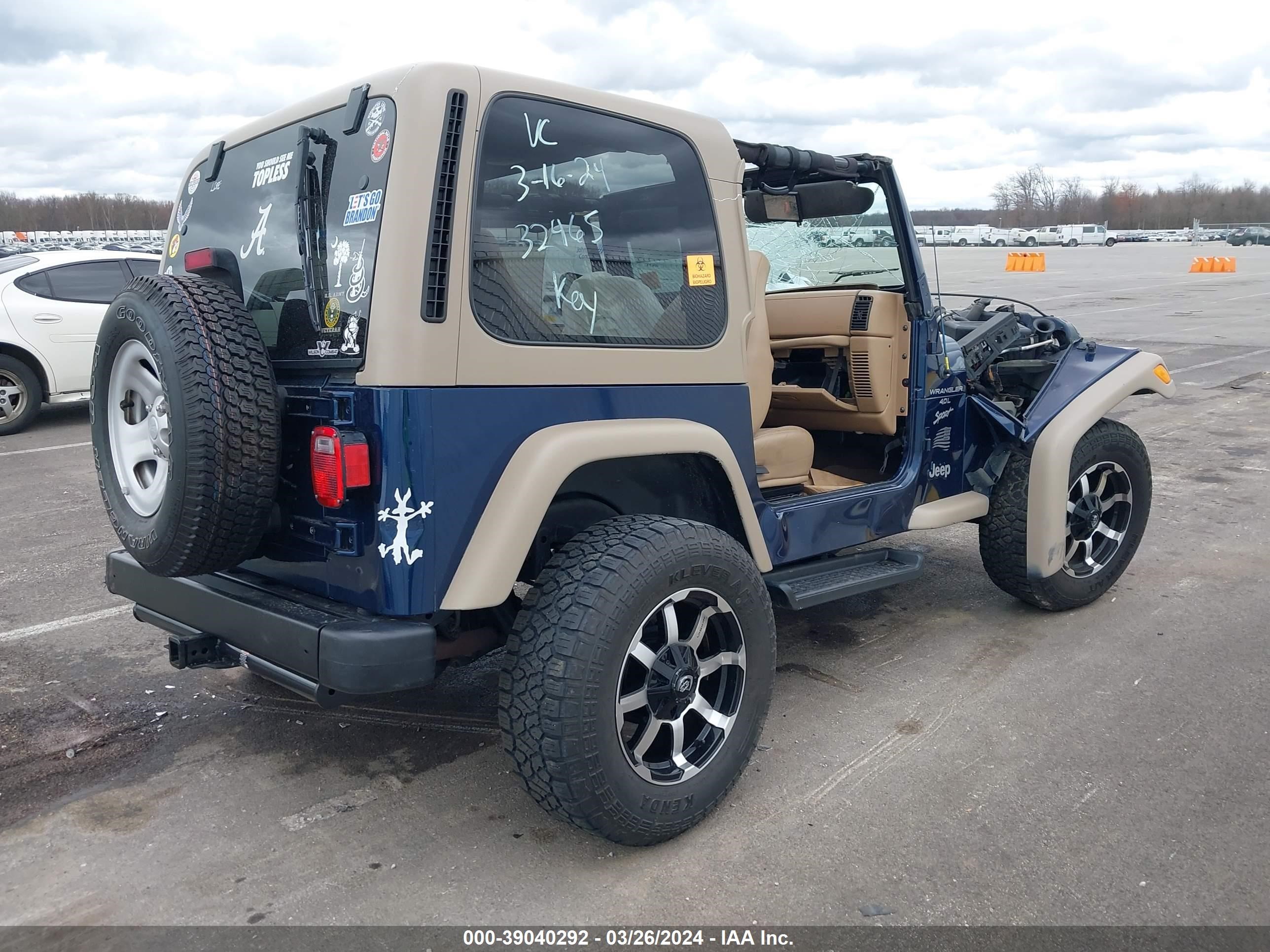 Photo 3 VIN: 1J4FA49S81P312475 - JEEP WRANGLER 