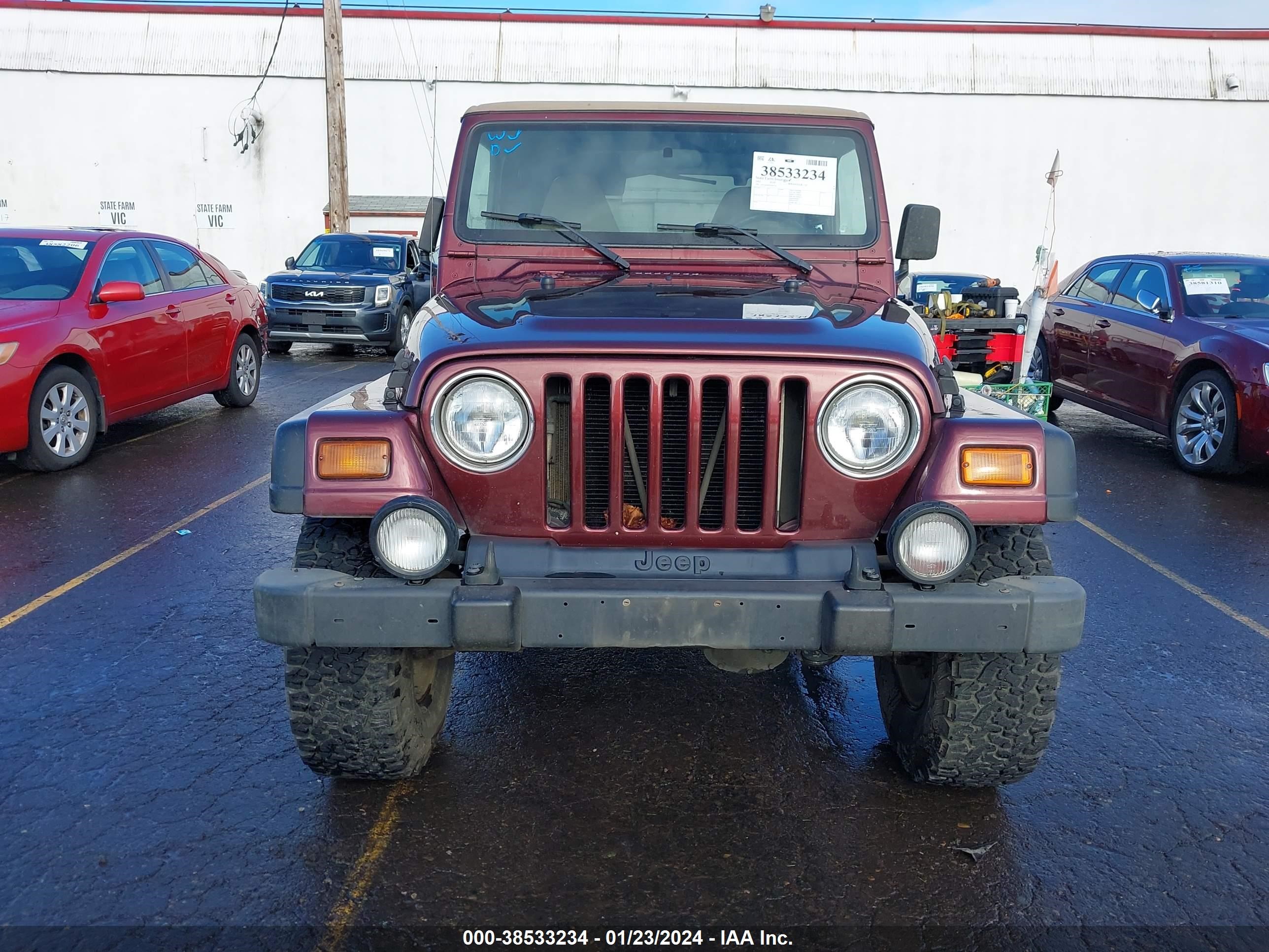 Photo 11 VIN: 1J4FA49S92P764324 - JEEP WRANGLER 