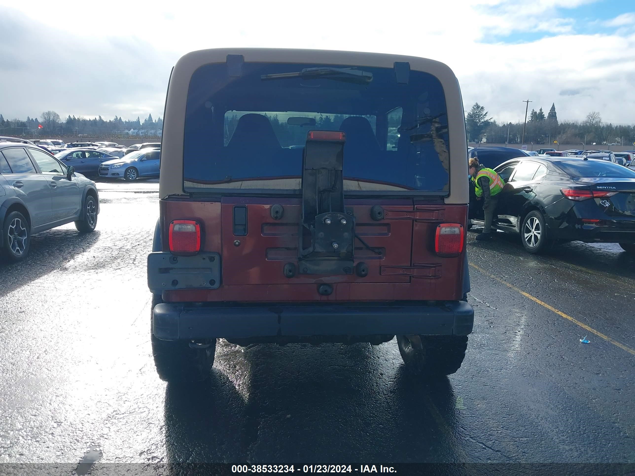 Photo 15 VIN: 1J4FA49S92P764324 - JEEP WRANGLER 