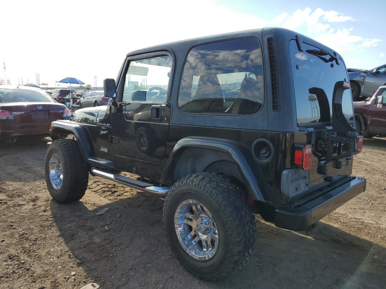 Photo 1 VIN: 1J4FA49S9YP700485 - JEEP WRANGLER 