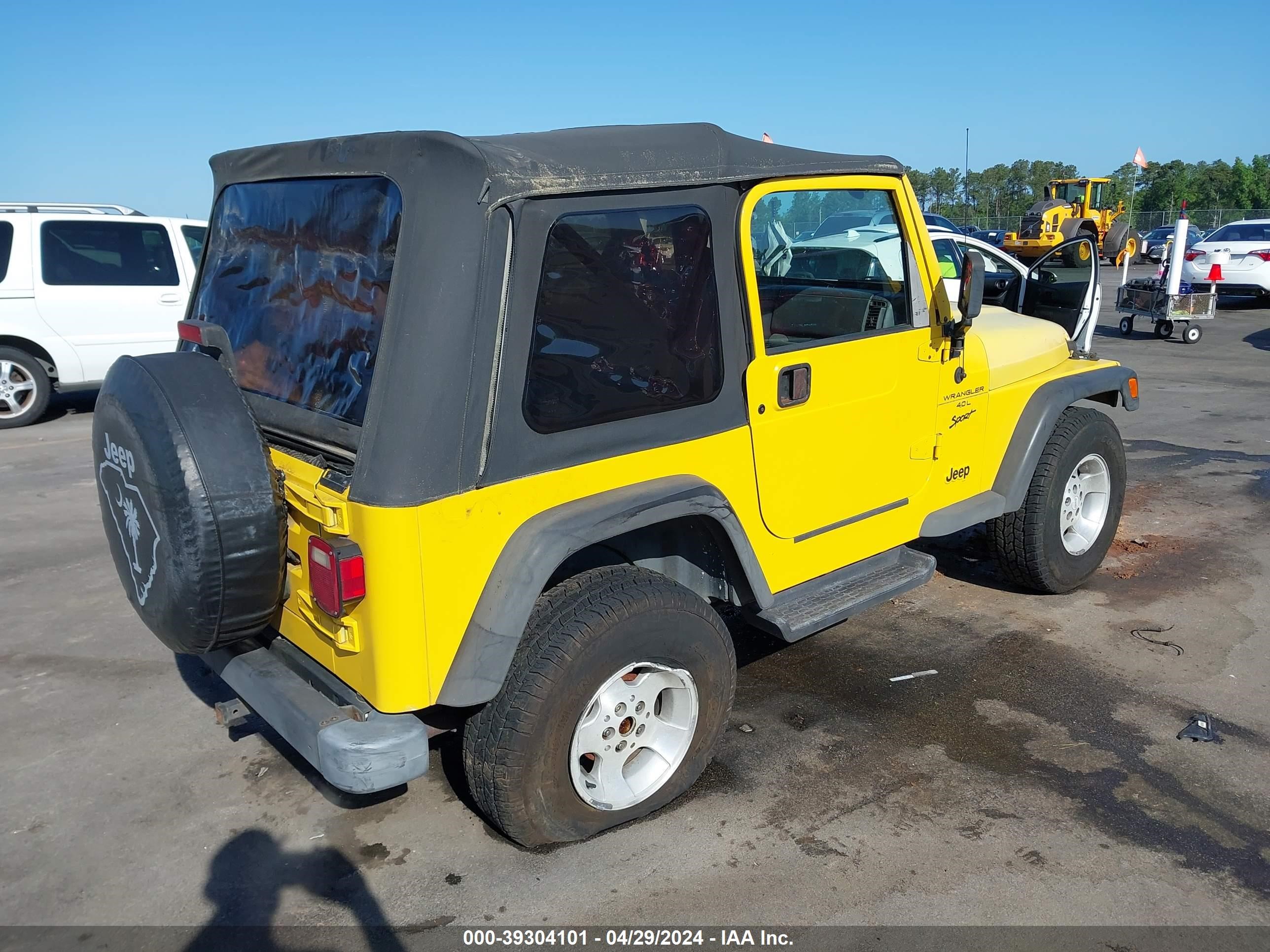 Photo 4 VIN: 1J4FA49SX1P353755 - JEEP WRANGLER 