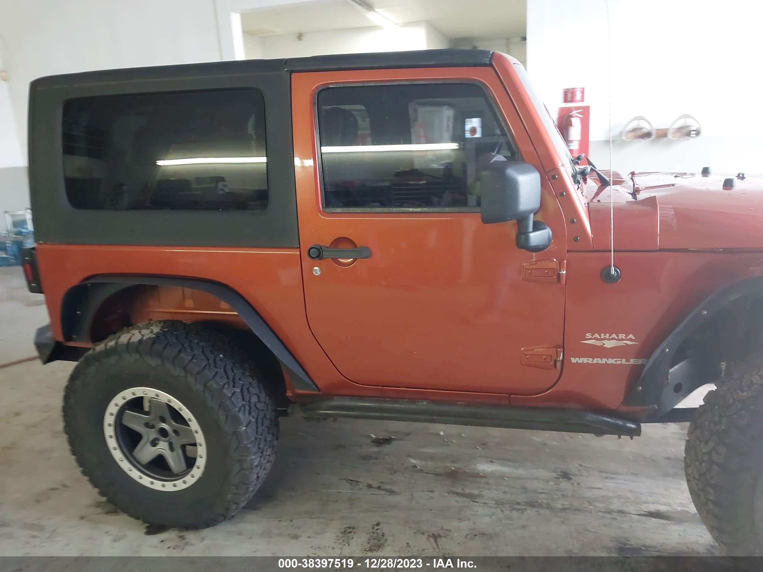 Photo 12 VIN: 1J4FA54119L787229 - JEEP WRANGLER 