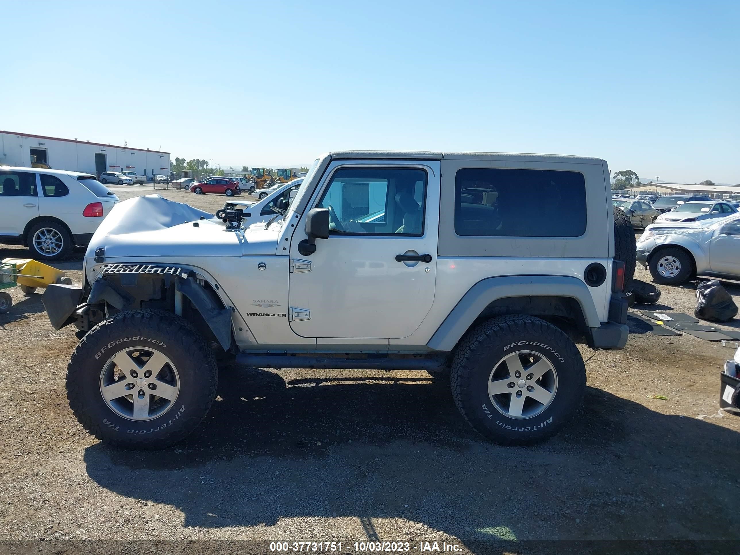 Photo 14 VIN: 1J4FA54147L184014 - JEEP WRANGLER 