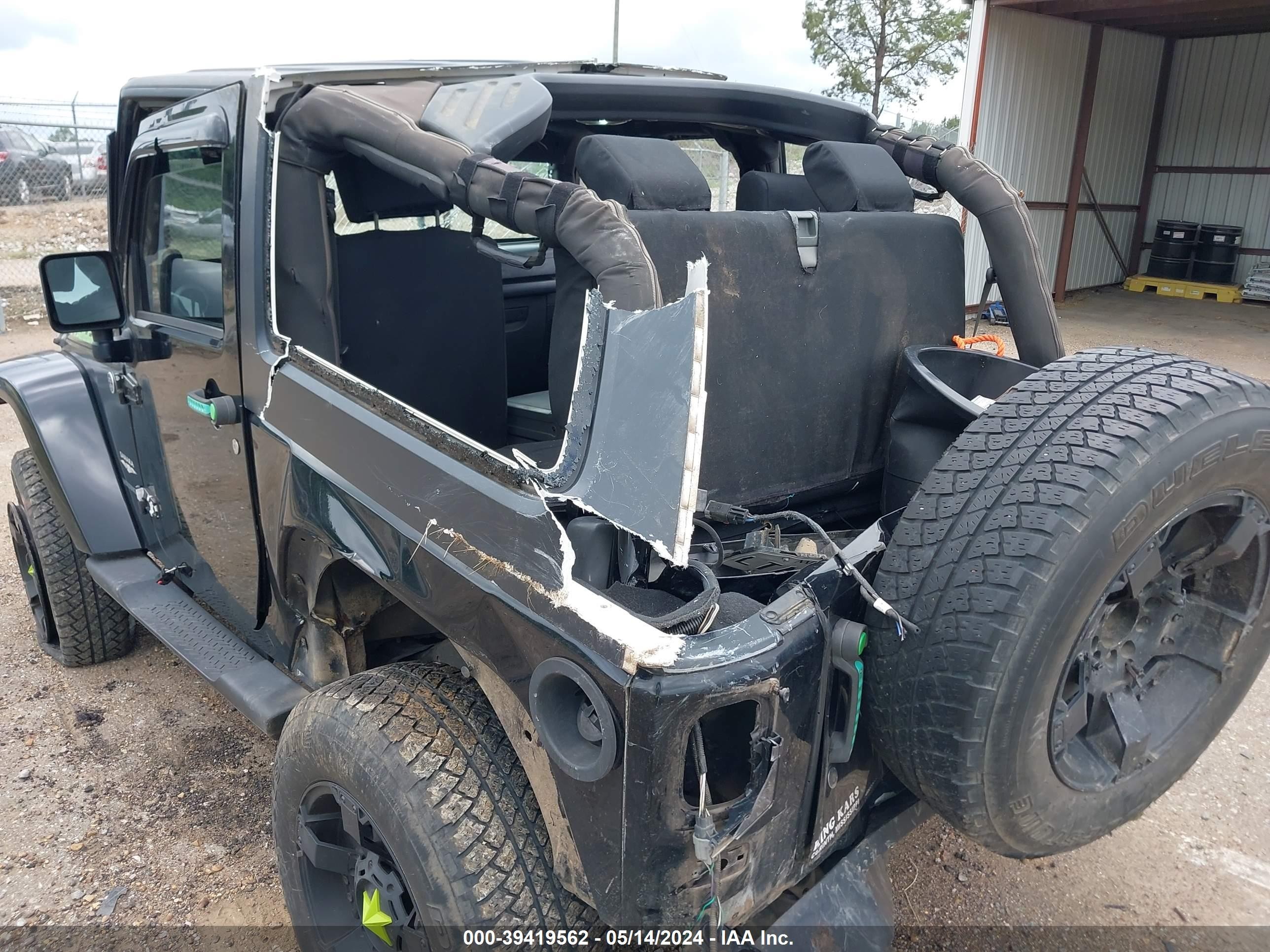 Photo 5 VIN: 1J4FA54188L519812 - JEEP WRANGLER 