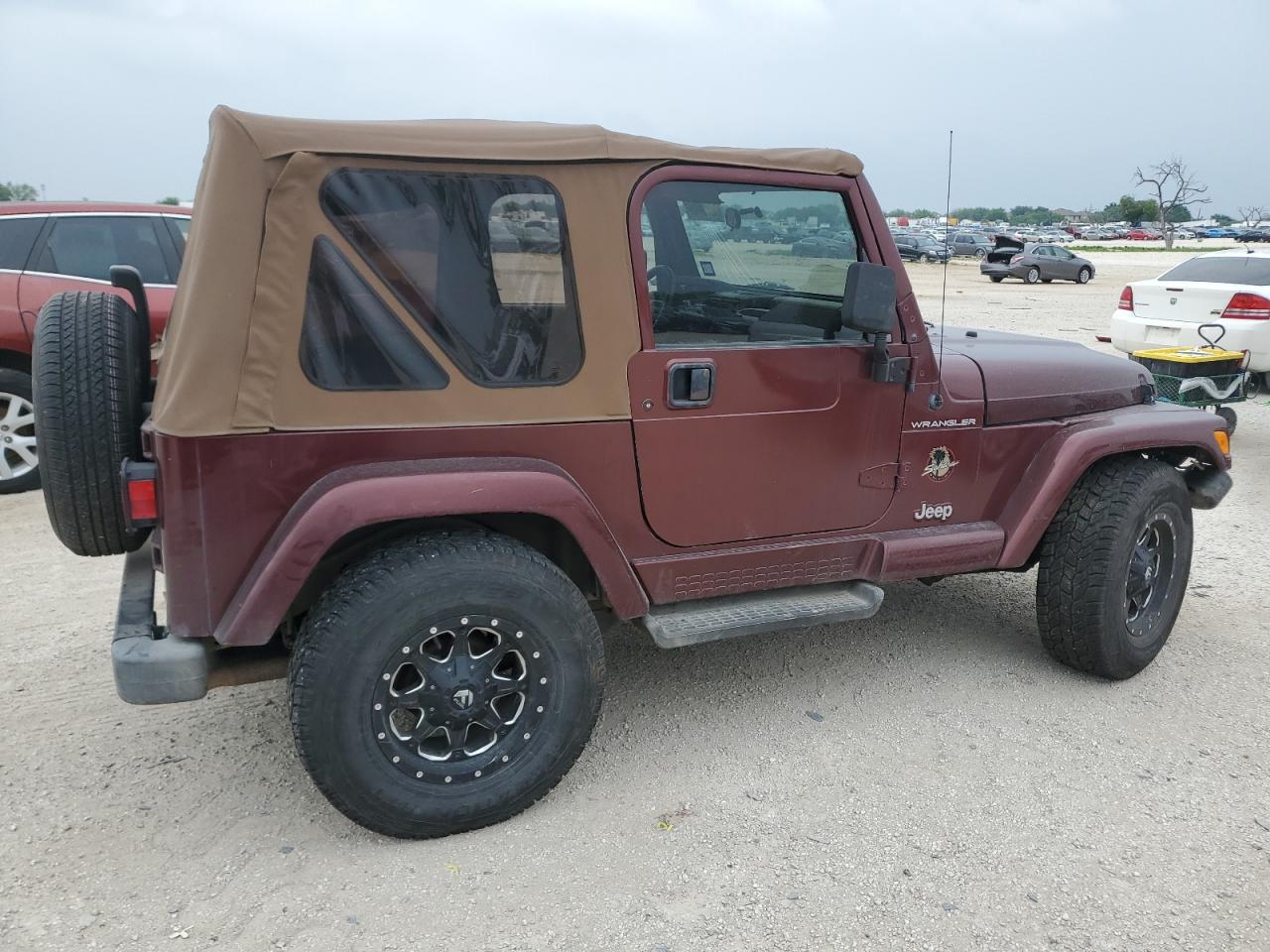 Photo 2 VIN: 1J4FA59S12P705970 - JEEP WRANGLER 