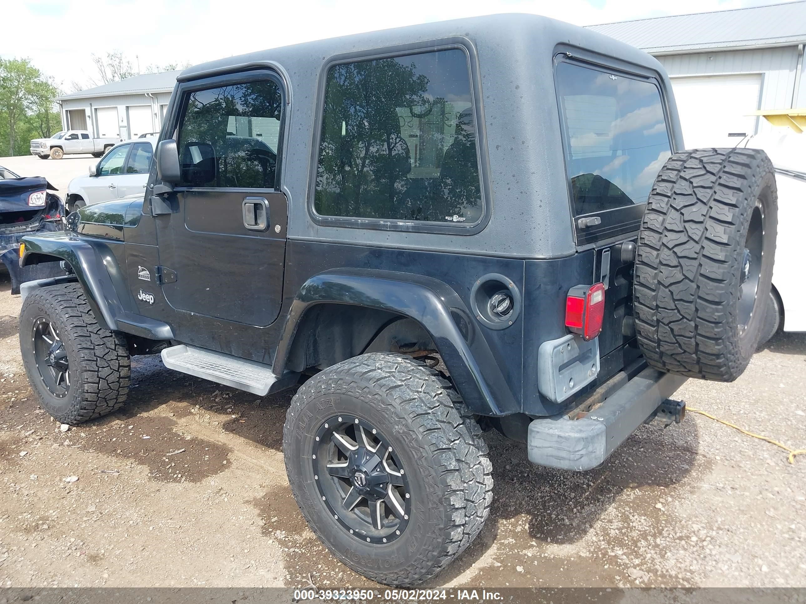 Photo 2 VIN: 1J4FA59S13P323391 - JEEP WRANGLER 