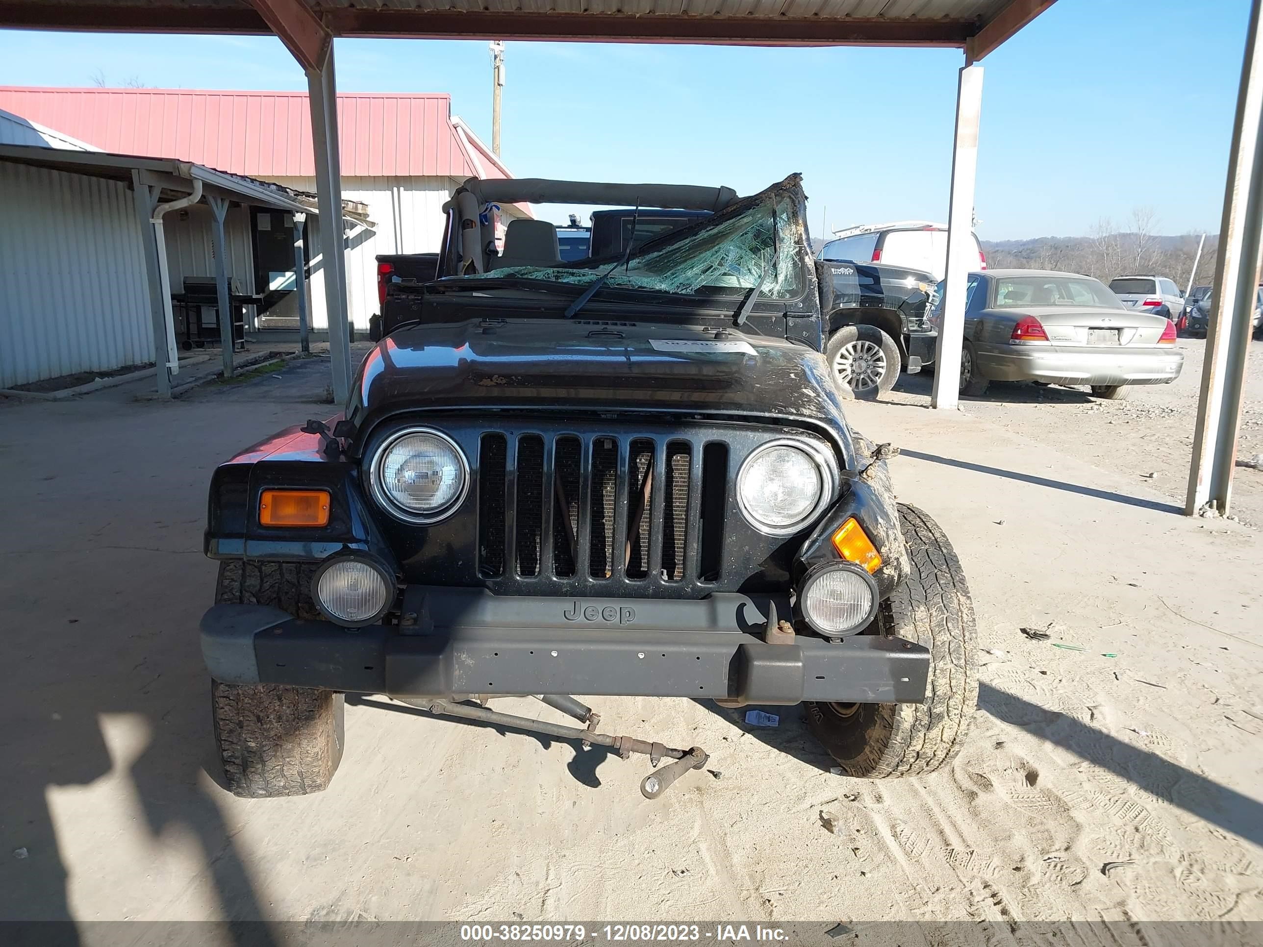 Photo 11 VIN: 1J4FA59S24P725616 - JEEP WRANGLER 