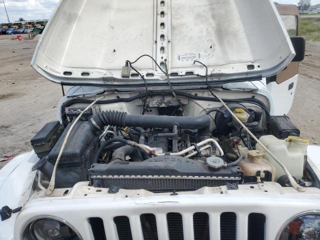 Photo 11 VIN: 1J4FA59S6YP727116 - JEEP WRANGLER 