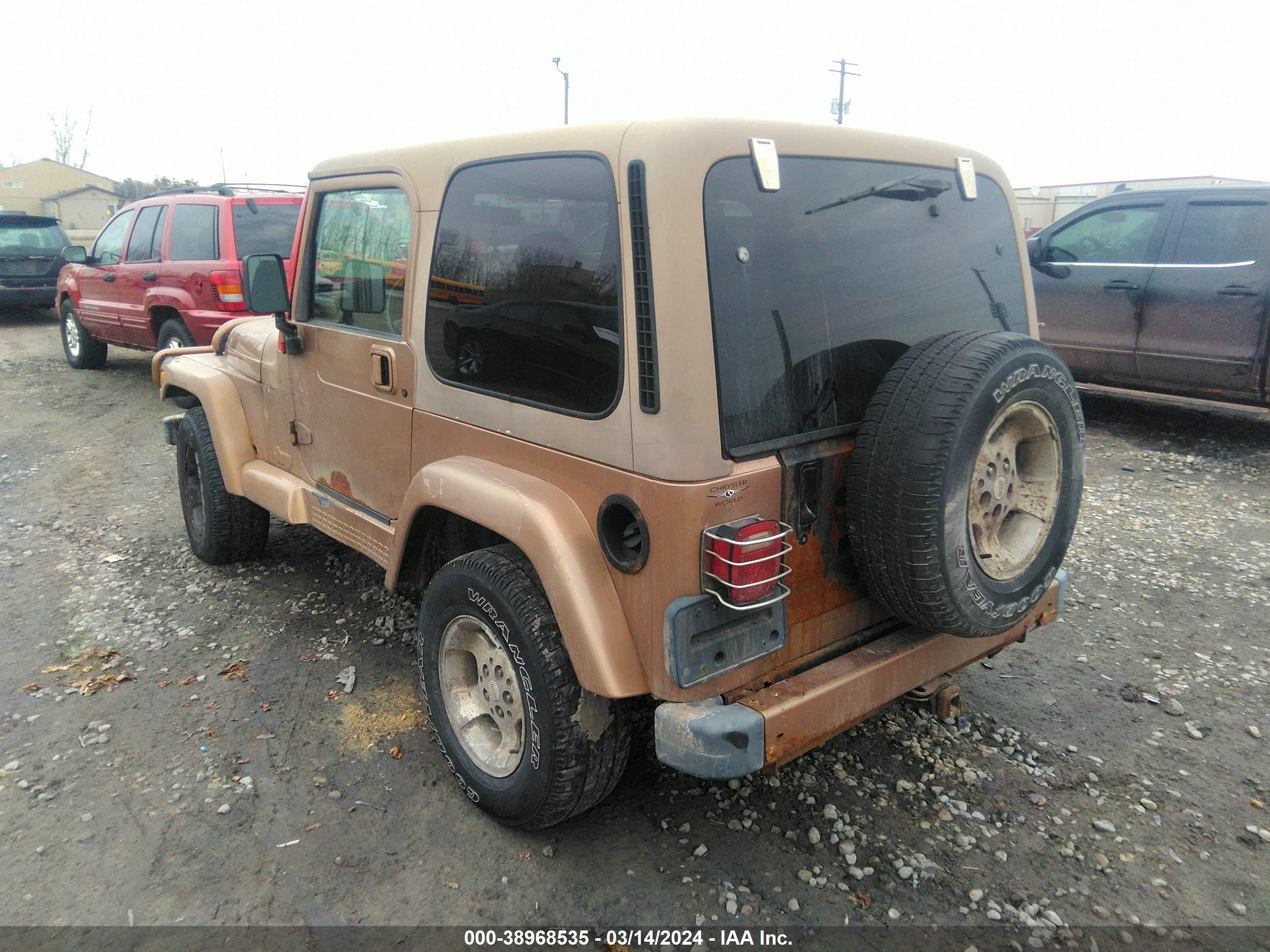 Photo 2 VIN: 1J4FA59S6YP756986 - JEEP WRANGLER 