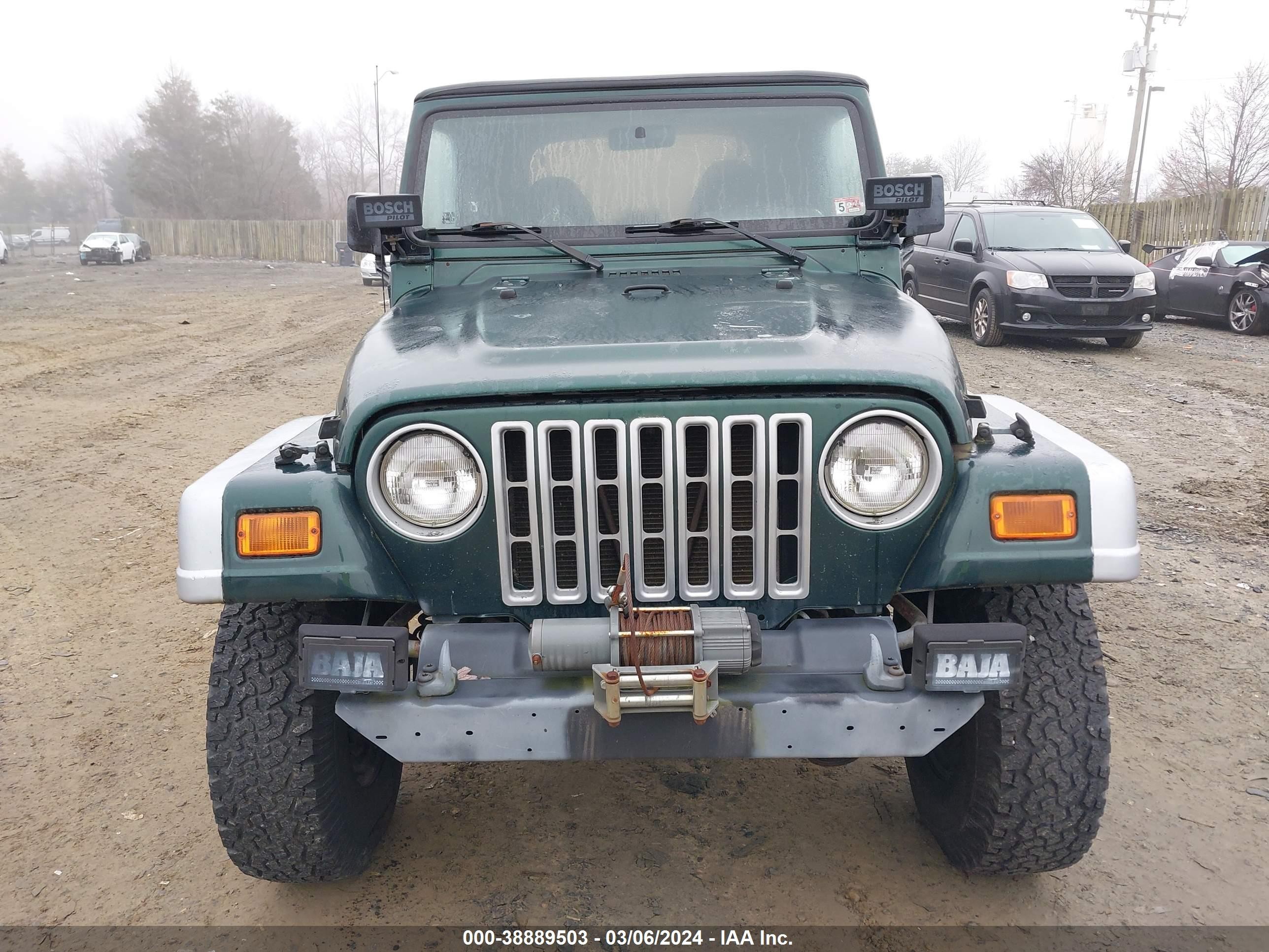 Photo 5 VIN: 1J4FA59S7YP750730 - JEEP WRANGLER 