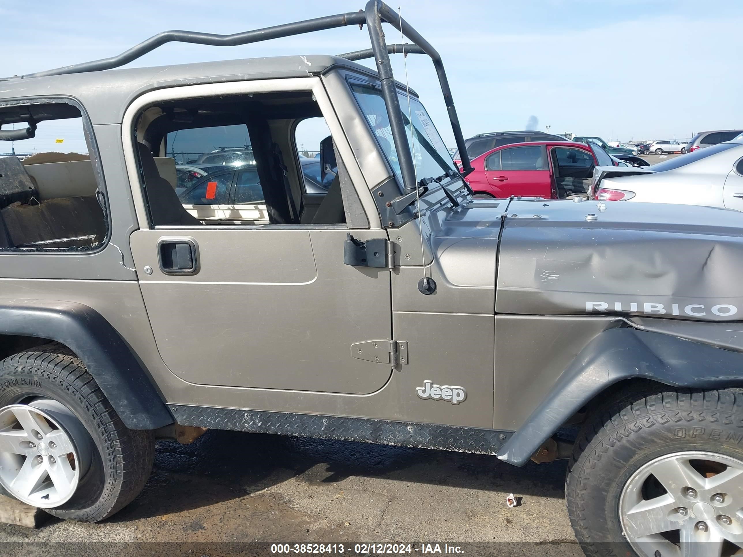 Photo 12 VIN: 1J4FA69S03P332525 - JEEP WRANGLER 