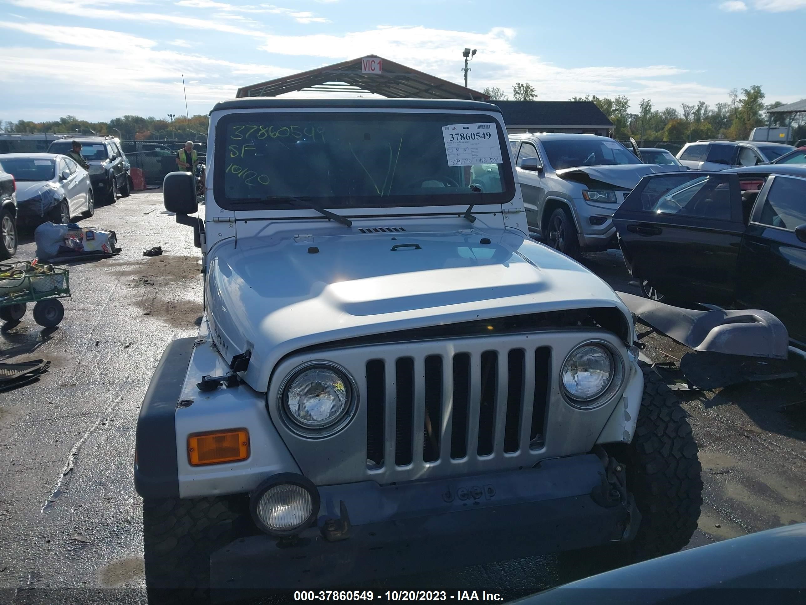 Photo 11 VIN: 1J4FA69S55P314931 - JEEP WRANGLER 