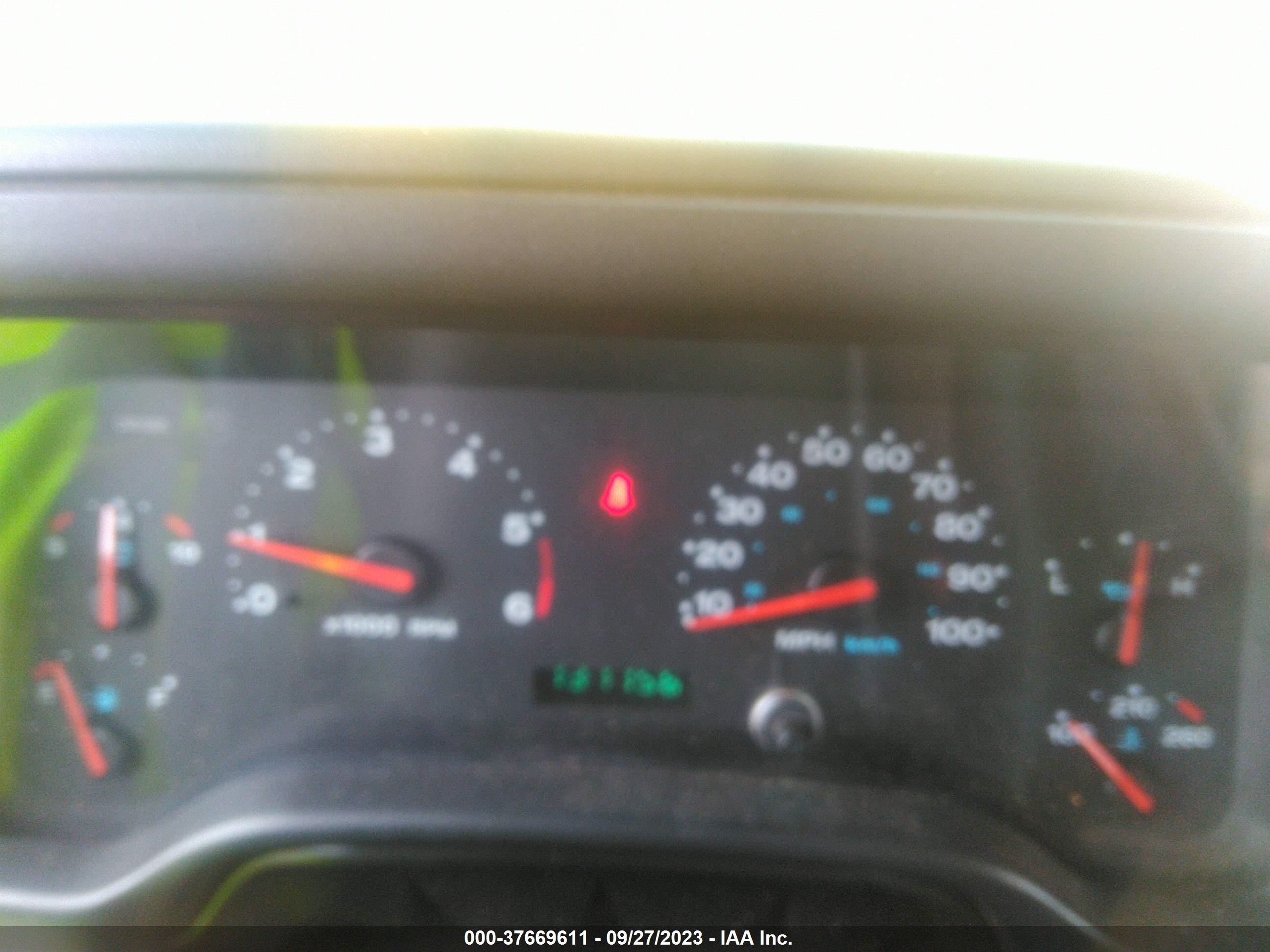 Photo 6 VIN: 1J4FA69SX4P710688 - JEEP WRANGLER 