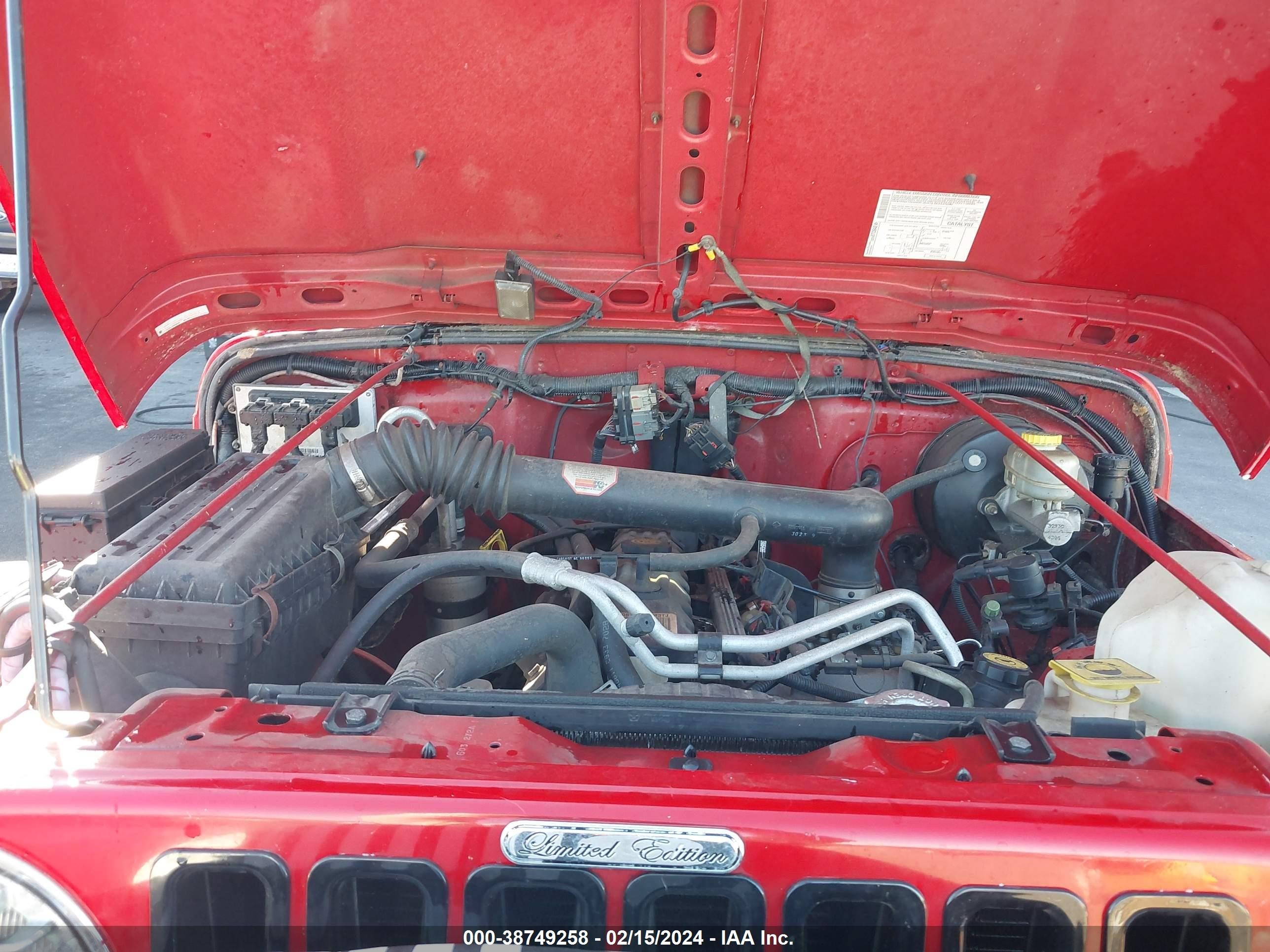 Photo 9 VIN: 1J4FA69SX4P727913 - JEEP WRANGLER 