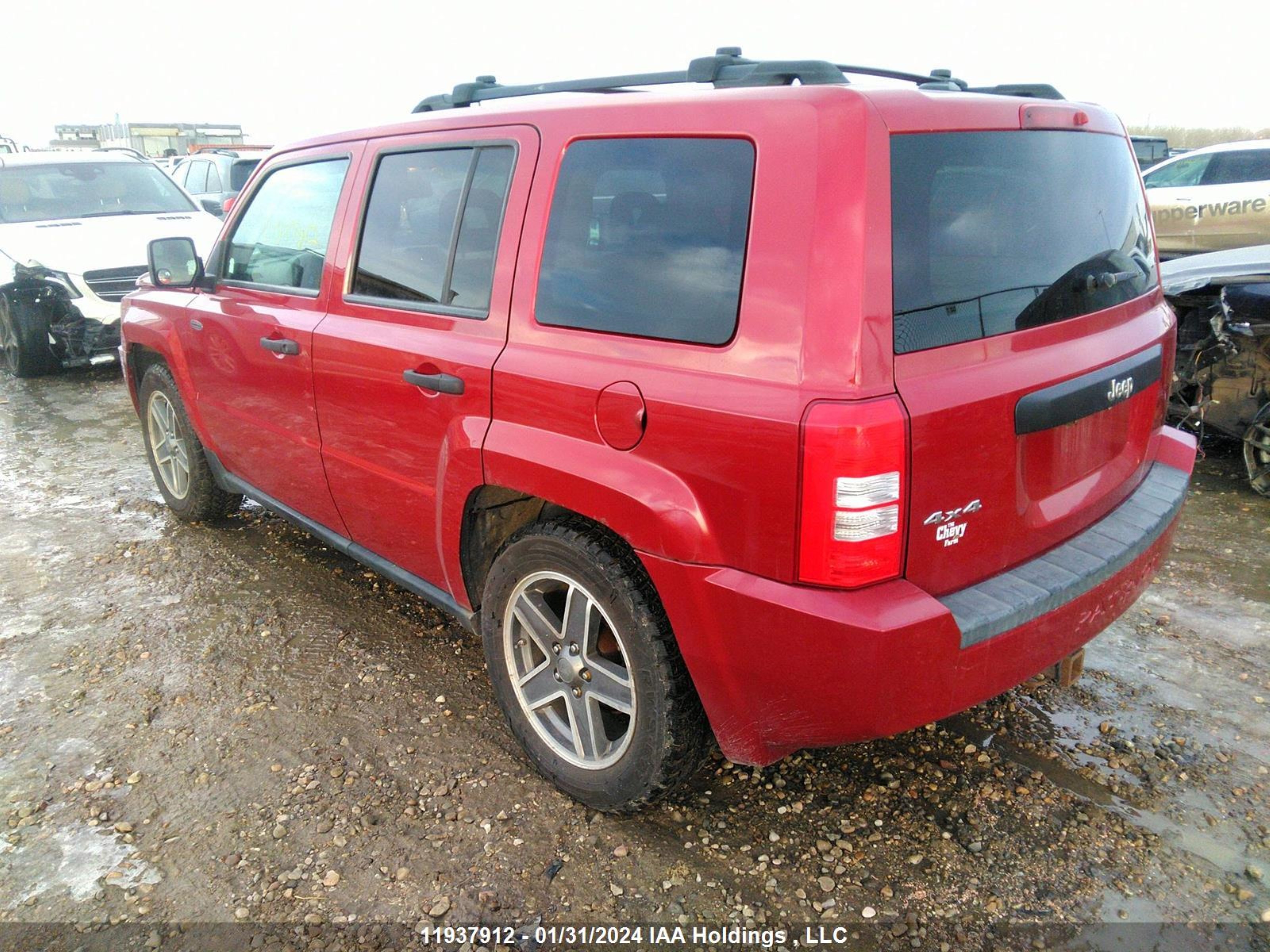 Photo 2 VIN: 1J4FF28B39D146127 - JEEP LIBERTY (PATRIOT) 