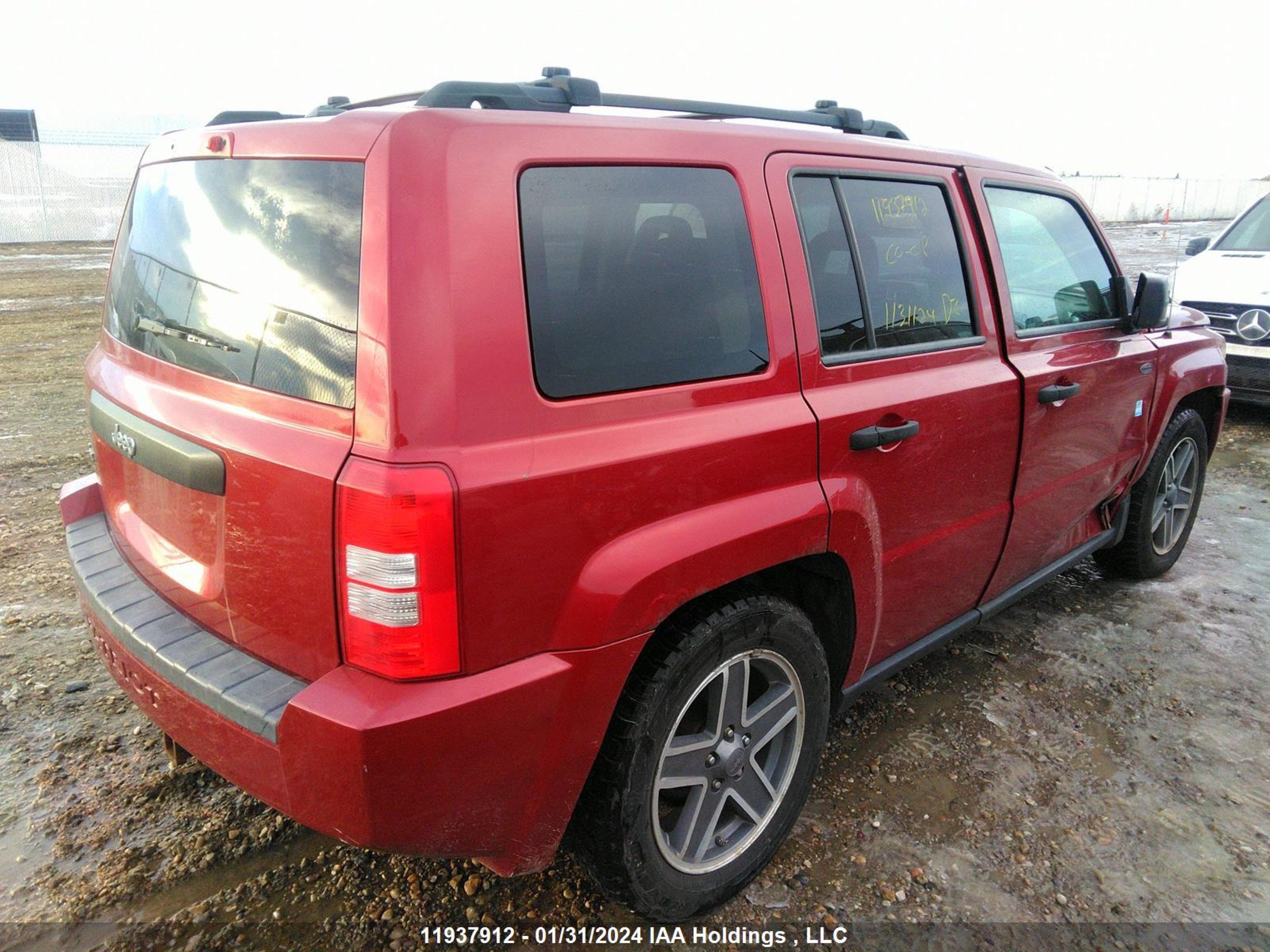 Photo 3 VIN: 1J4FF28B39D146127 - JEEP LIBERTY (PATRIOT) 