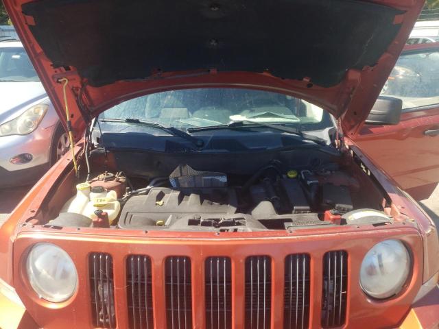 Photo 6 VIN: 1J4FF28B69D107600 - JEEP PATRIOT SP 