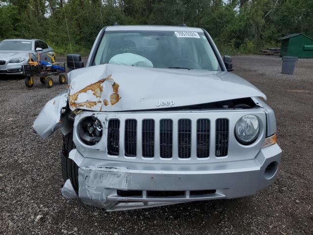 Photo 4 VIN: 1J4FF28BX9D230560 - JEEP PATRIOT SP 